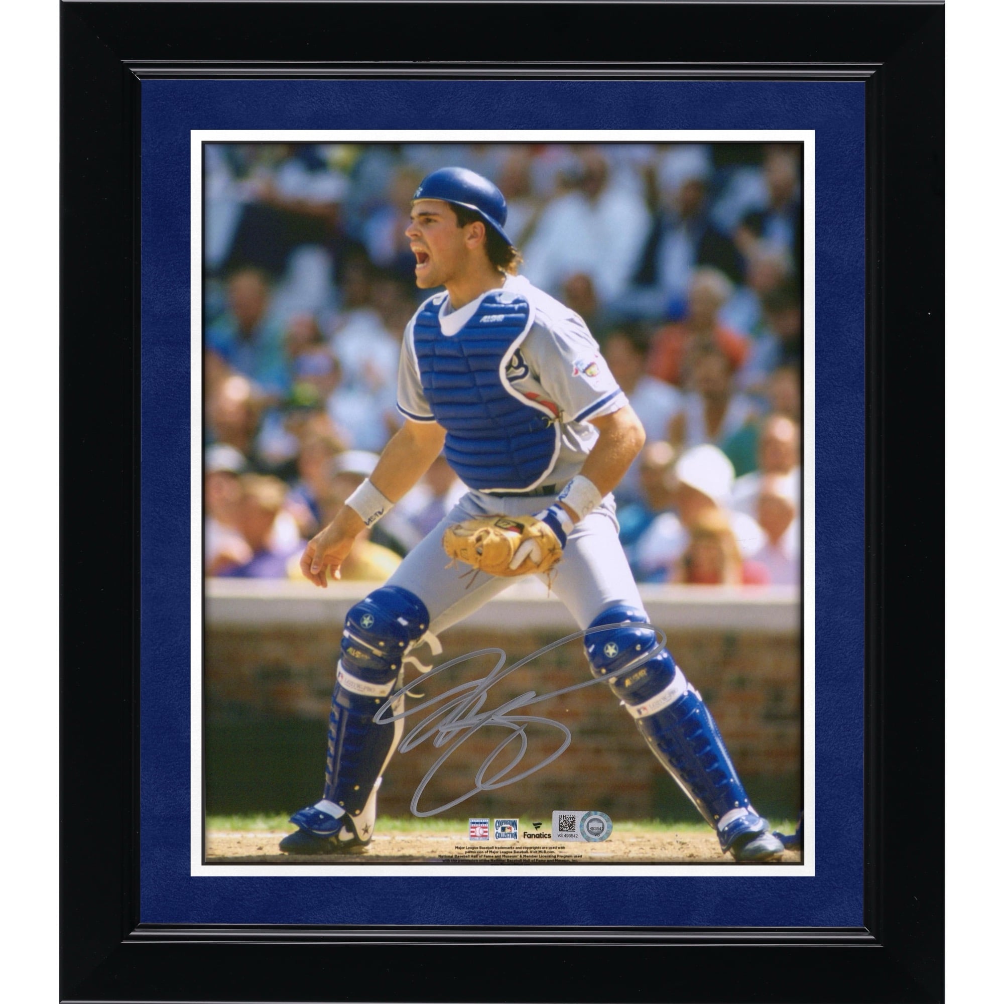 Mike Piazza Los Angeles Dodgers Autographed 8" x 10" Catching Photograph