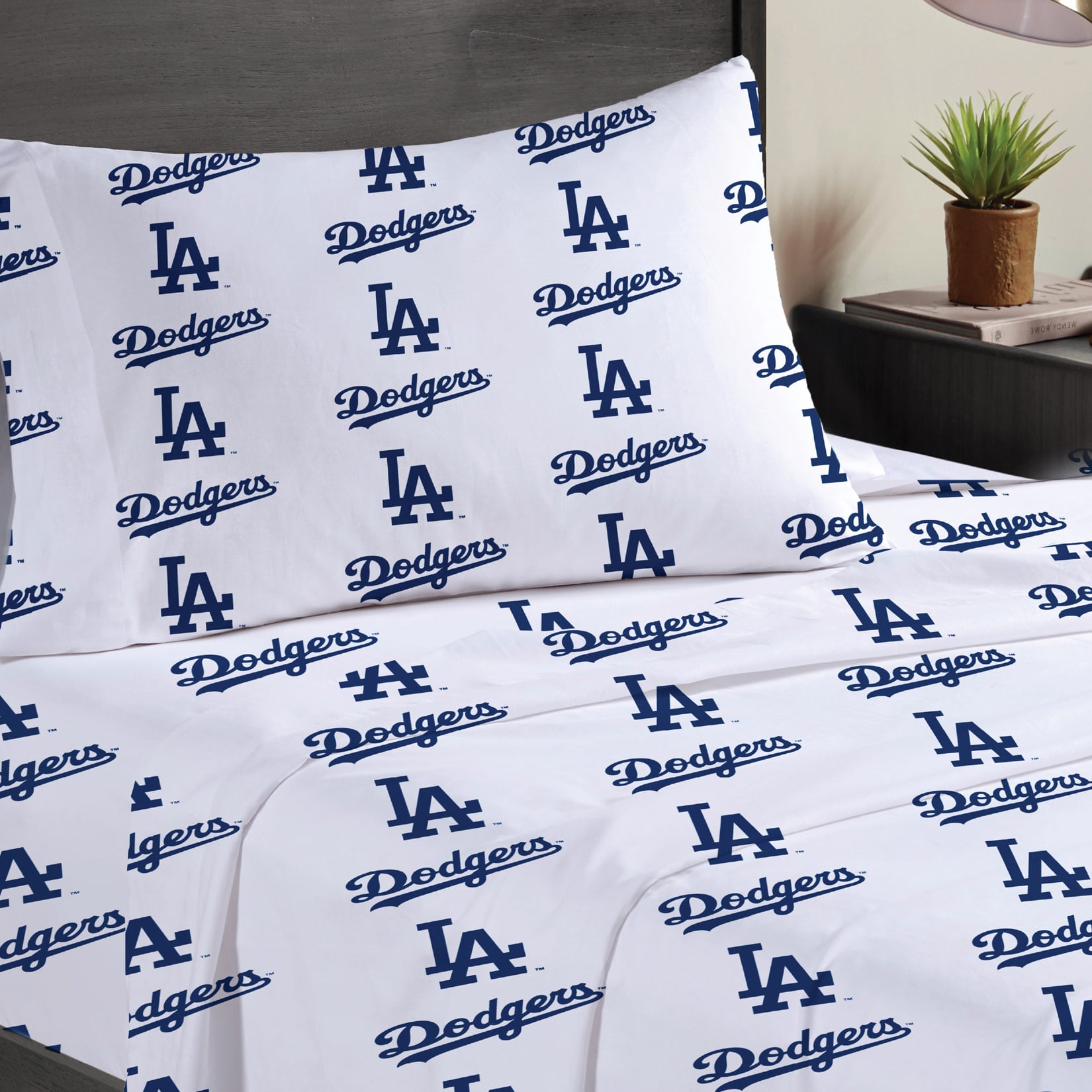 Pegasus Los Angeles Dodgers Three-Piece Twin Sheet Set