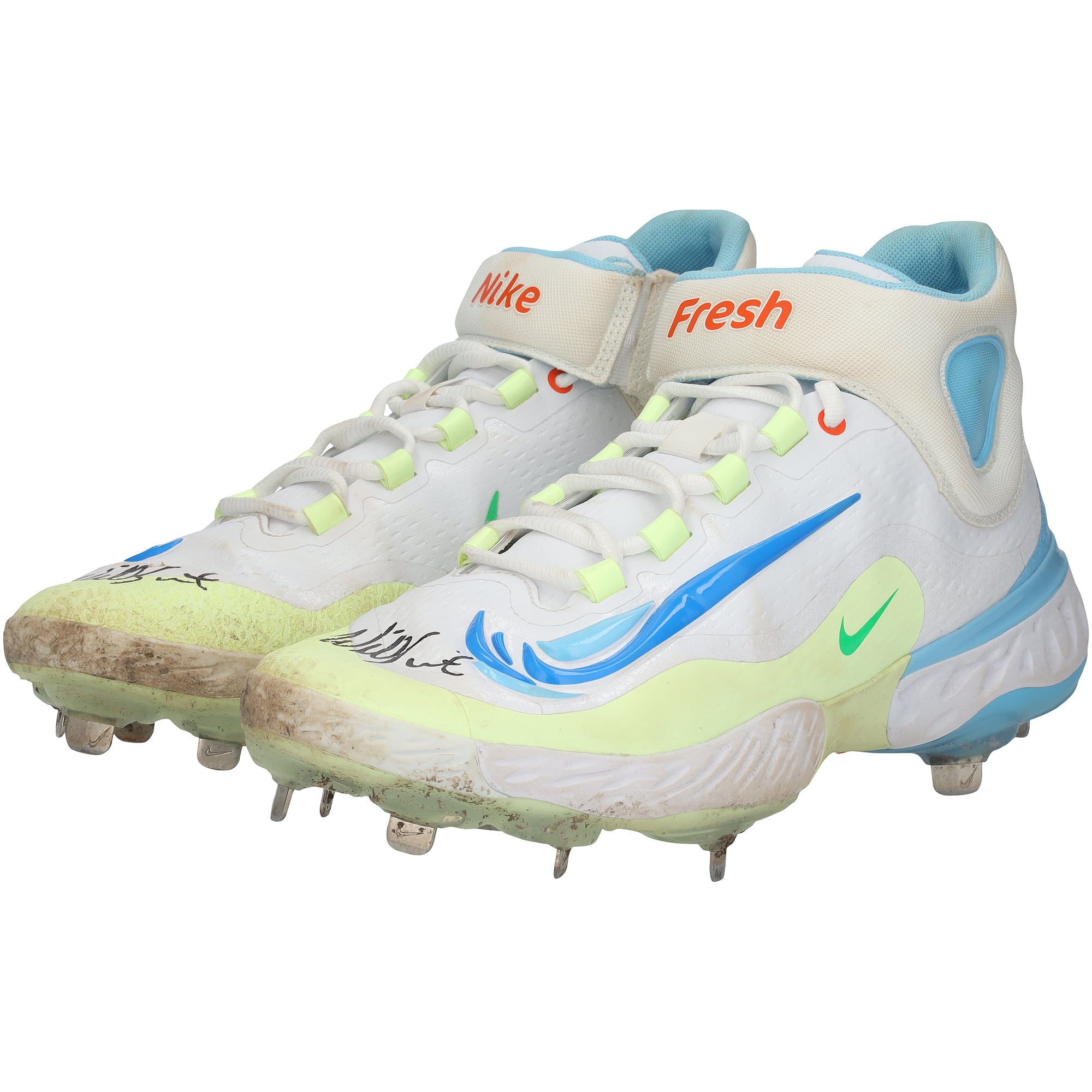 Will Smith Los Angeles Dodgers Autographed Game-Used White Nike Cleats vs. Kansas City Royals on June 16, 2024