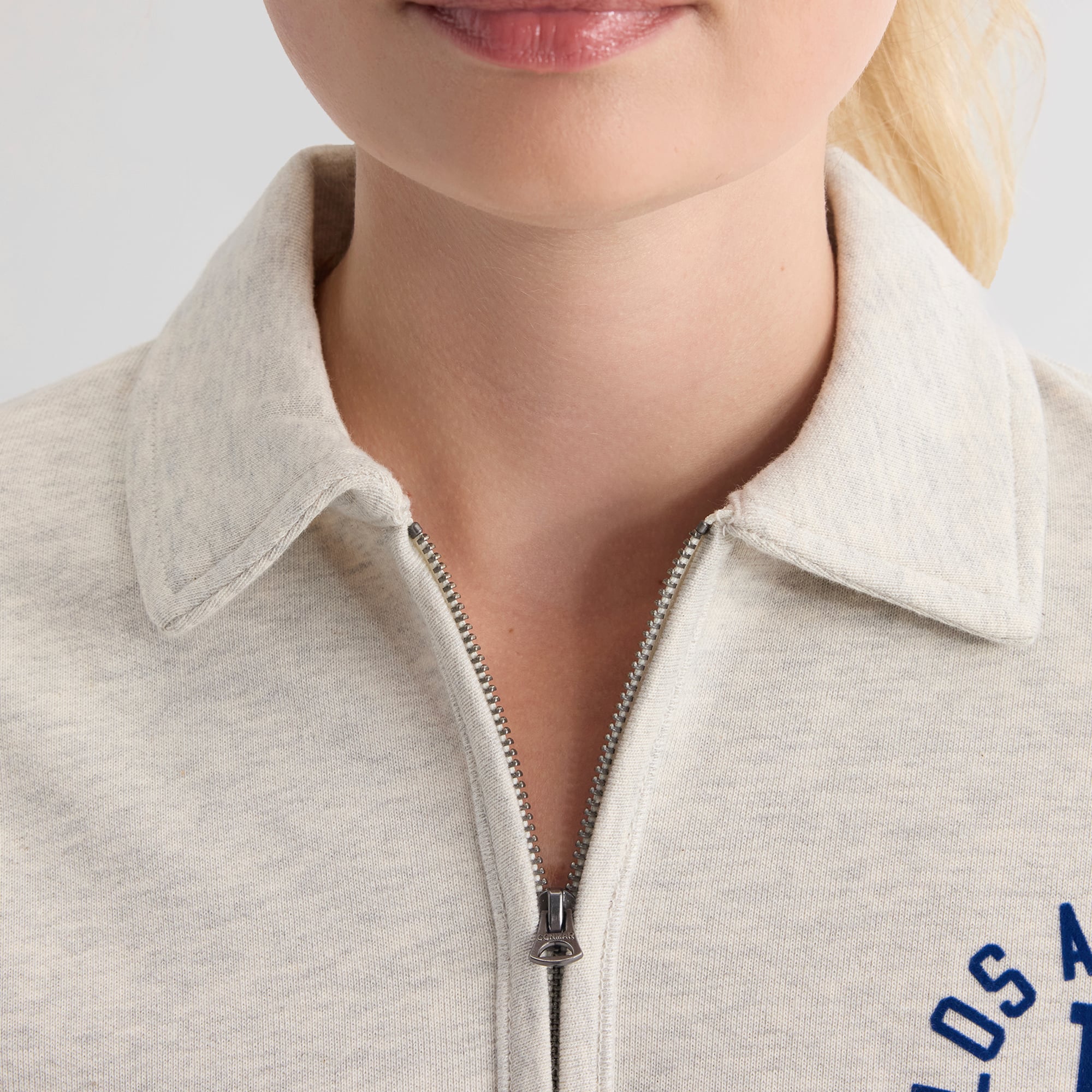 Sweat-shirt à col zippé Fanatics pour femme, couleur avoine chinée, Los Angeles Dodgers, en tissu éponge emblématique.