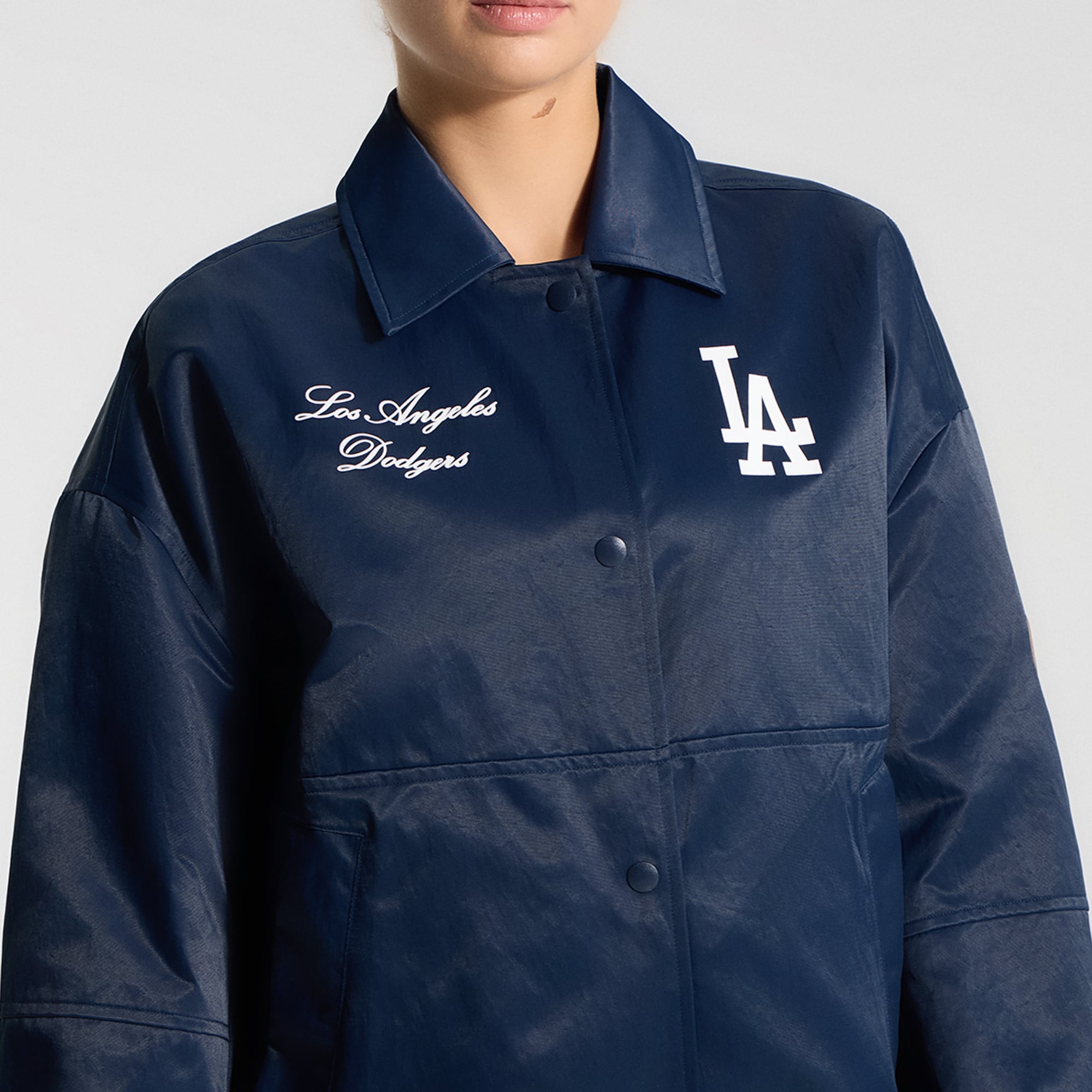 Veste d'entraîneur lululemon True Navy Los Angeles Dodgers pour femme
