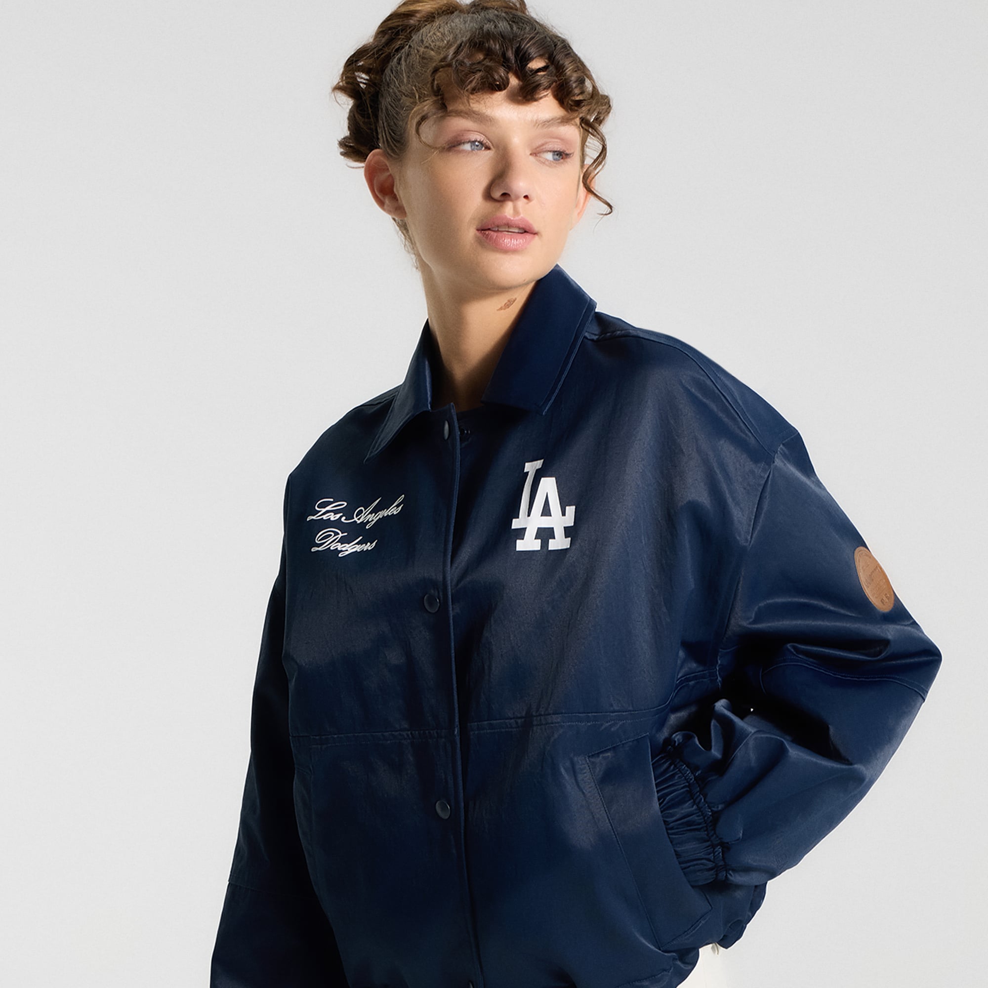 Veste d'entraîneur lululemon True Navy Los Angeles Dodgers pour femme