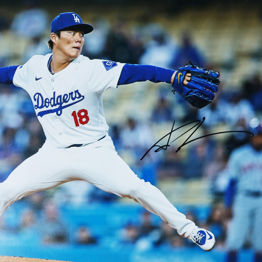 Fanatics Authentic ドジャース 山本由伸 直筆サイン入り 16 × 20 