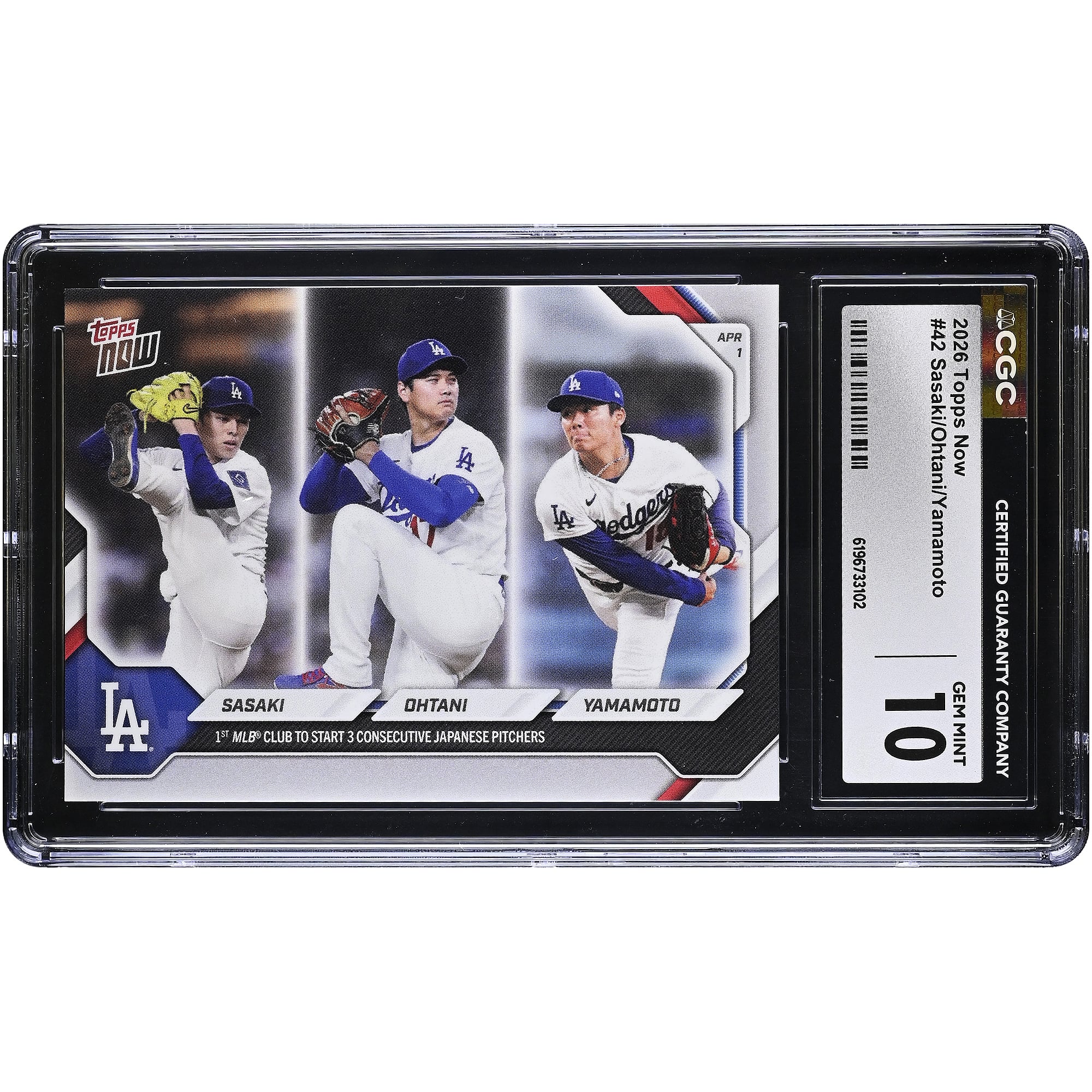 Yoshinobu Yamamoto, Shohei Ohtani et Roki Sasaki, Los Angeles Dodgers, carte Topps Now 2026 : première équipe de la MLB à aligner 3 lanceurs japonais consécutifs (n° 42), authentifiée CGC, état neuf (GEM MINT 10).