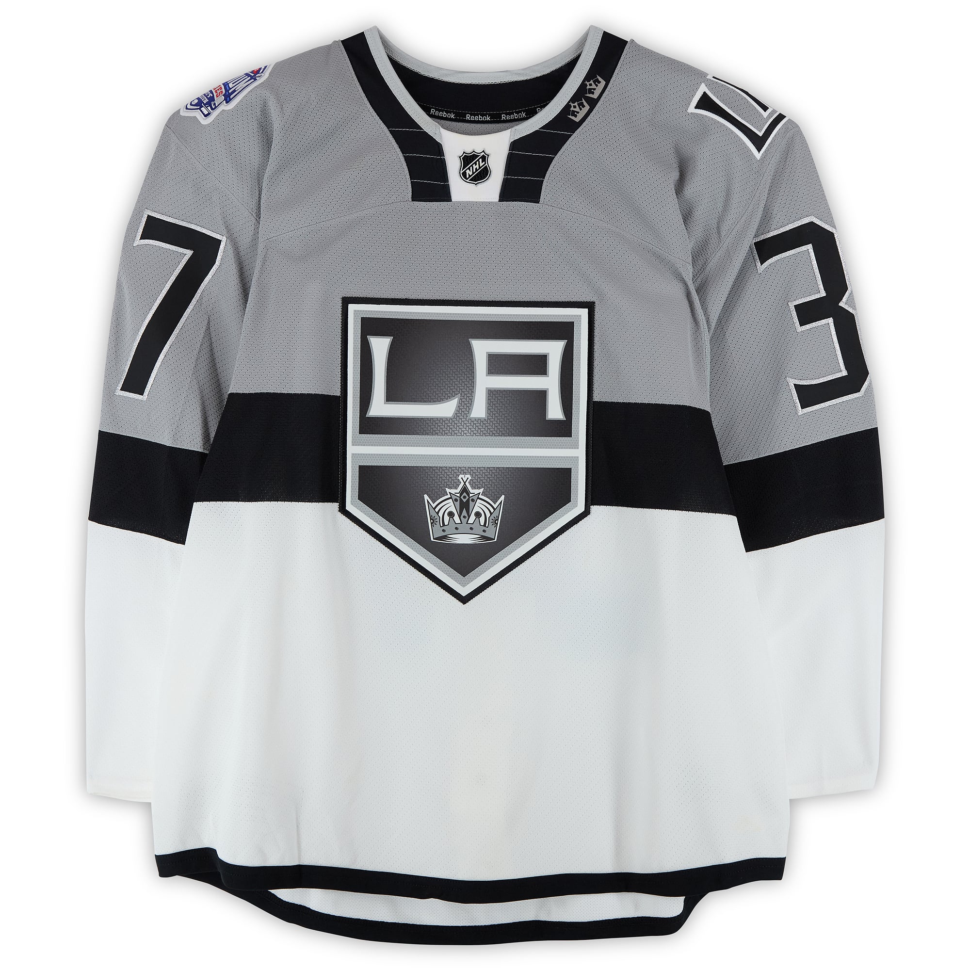 Maillot blanc n° 37 porté par Nick Shore lors de l'entraînement des Kings de Los Angeles contre les Sharks de San Jose le 21 février 2015