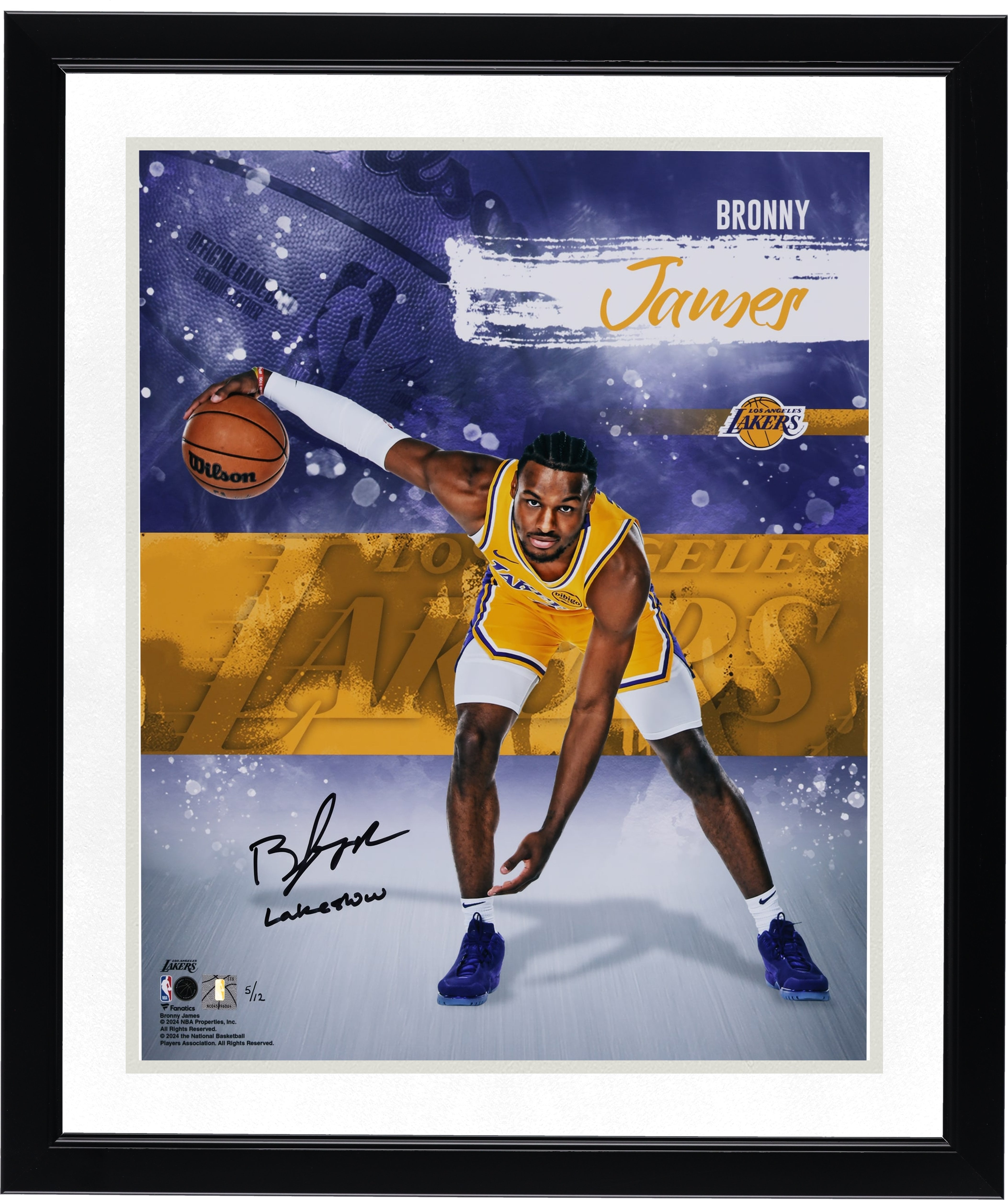 Photo stylisée 40 x 50 cm (16 x 20 pouces) autographiée par Bronny James (Los Angeles Lakers) avec inscription « Lakeshow » - Édition limitée à 12 exemplaires