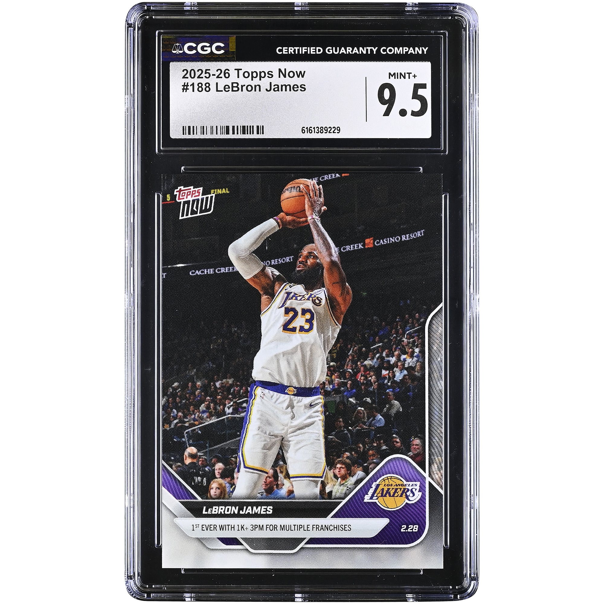 Carte LeBron James Los Angeles Lakers 2025-26 Topps Now, la toute première avec plus de 1 000 exemplaires, 3PM pour plusieurs franchises, n° 188, authentifiée CGC 9.5.