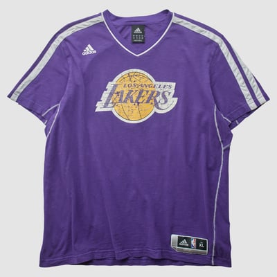 Los Angeles Lakers Adidas 2010s T-shirt - Purple - M by Fanatics Real Vintage