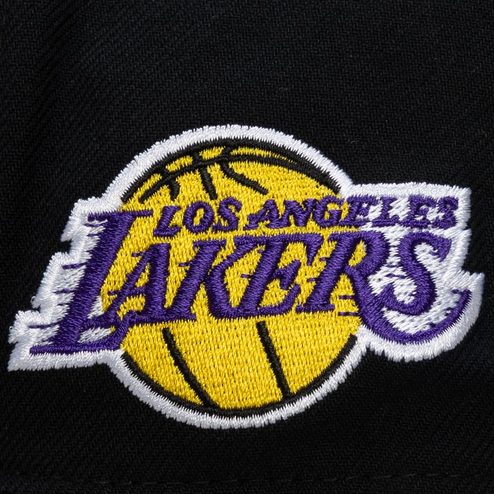 Los Angeles Lakers Black Legacy Made Chrome Pro Pinch Snapback Hat