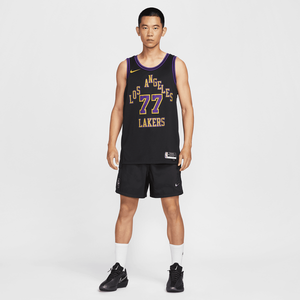 los-angeles-lakers-nike-2025- 