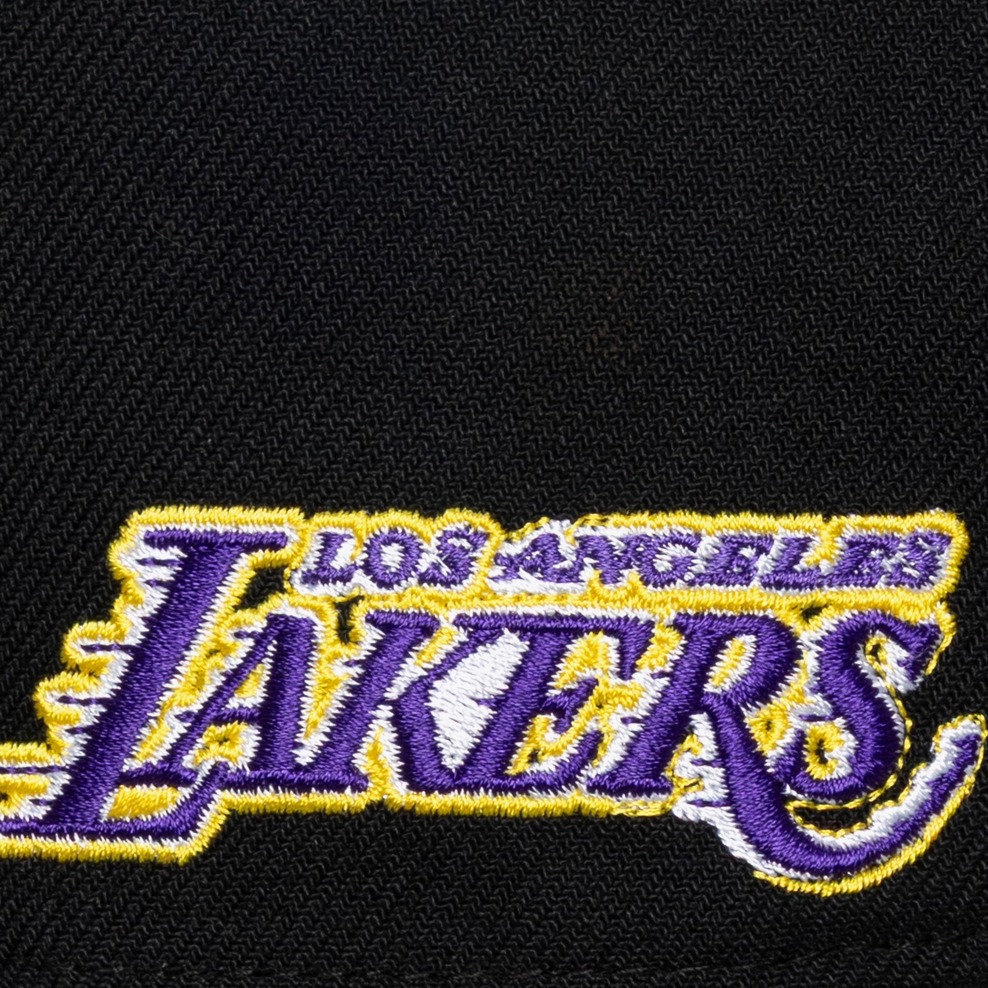 Men's Mitchell & Ness Black Los Angeles Lakers True Legacy Pro Snapback Hat