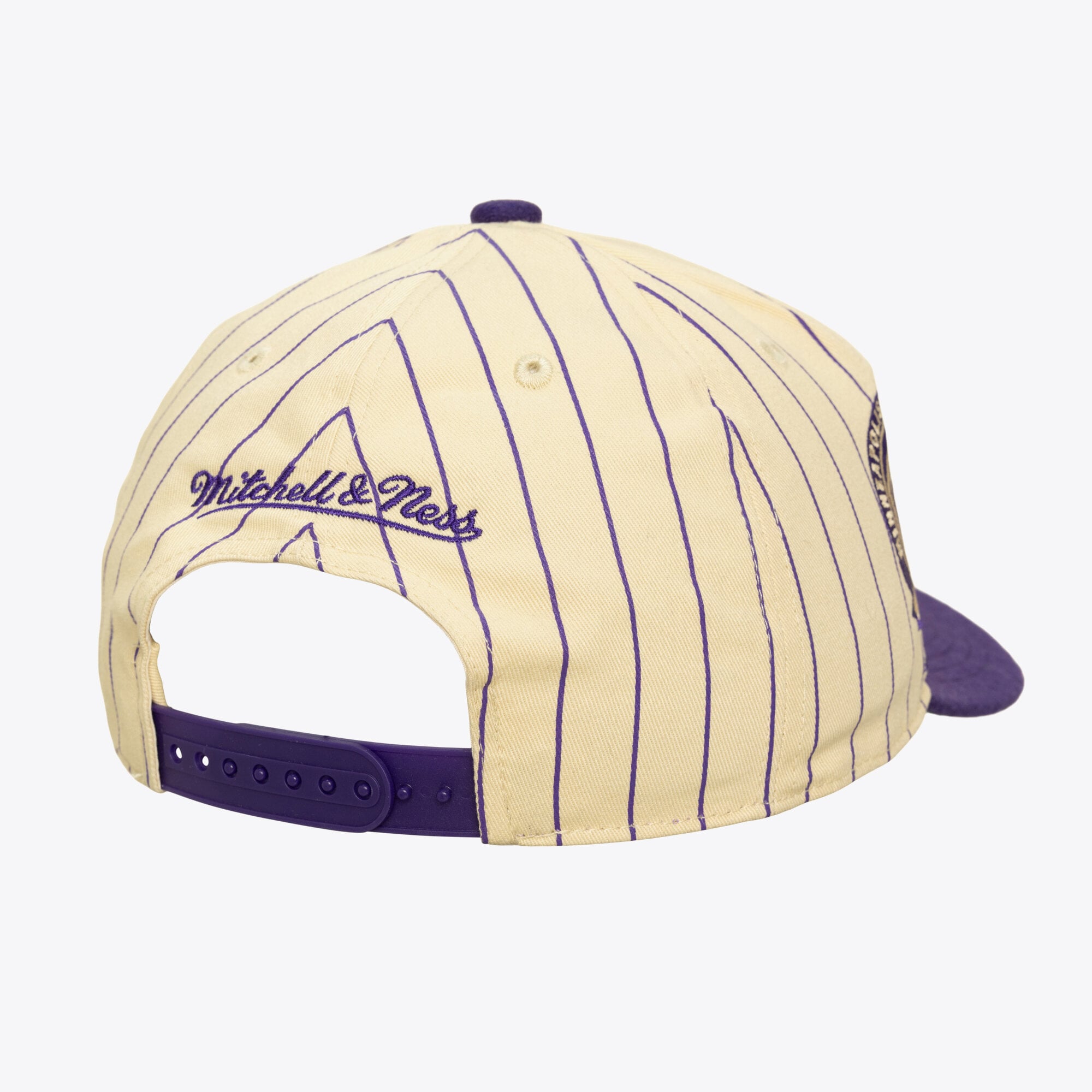 Casquette Mitchell & Ness crème Los Angeles Lakers Retro Roots Stripe Pro pour homme