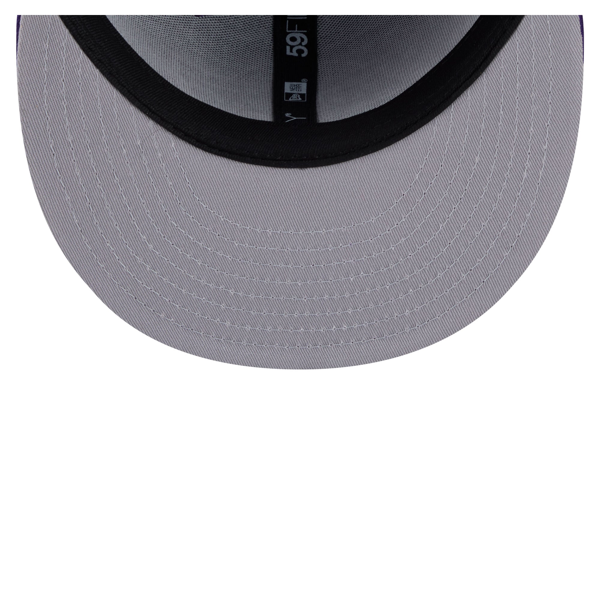 Casquette ajustée New Era 59FIFTY violette pour homme, logo Los Angeles Lakers sur le côté.