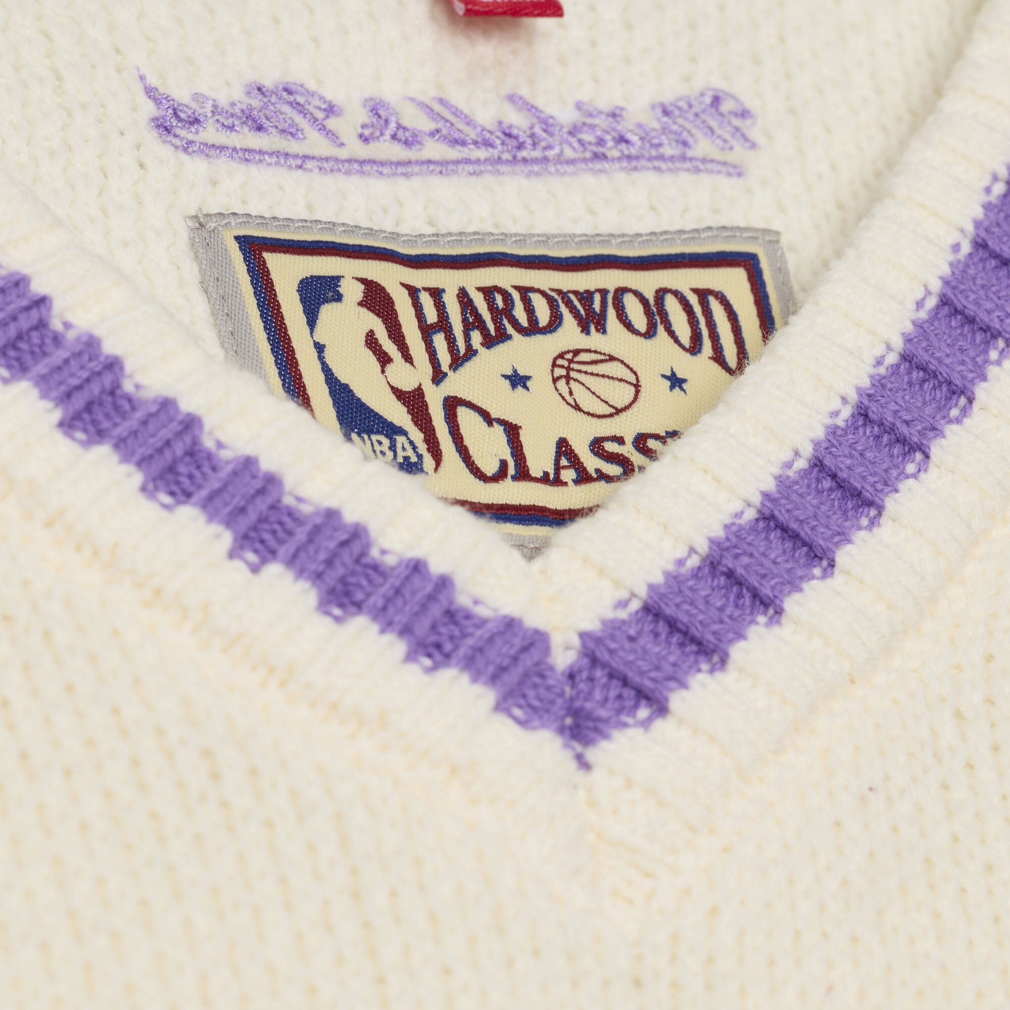Women's Mitchell & Ness Cream Los Angeles Lakers Retro Roots Sweater Vest