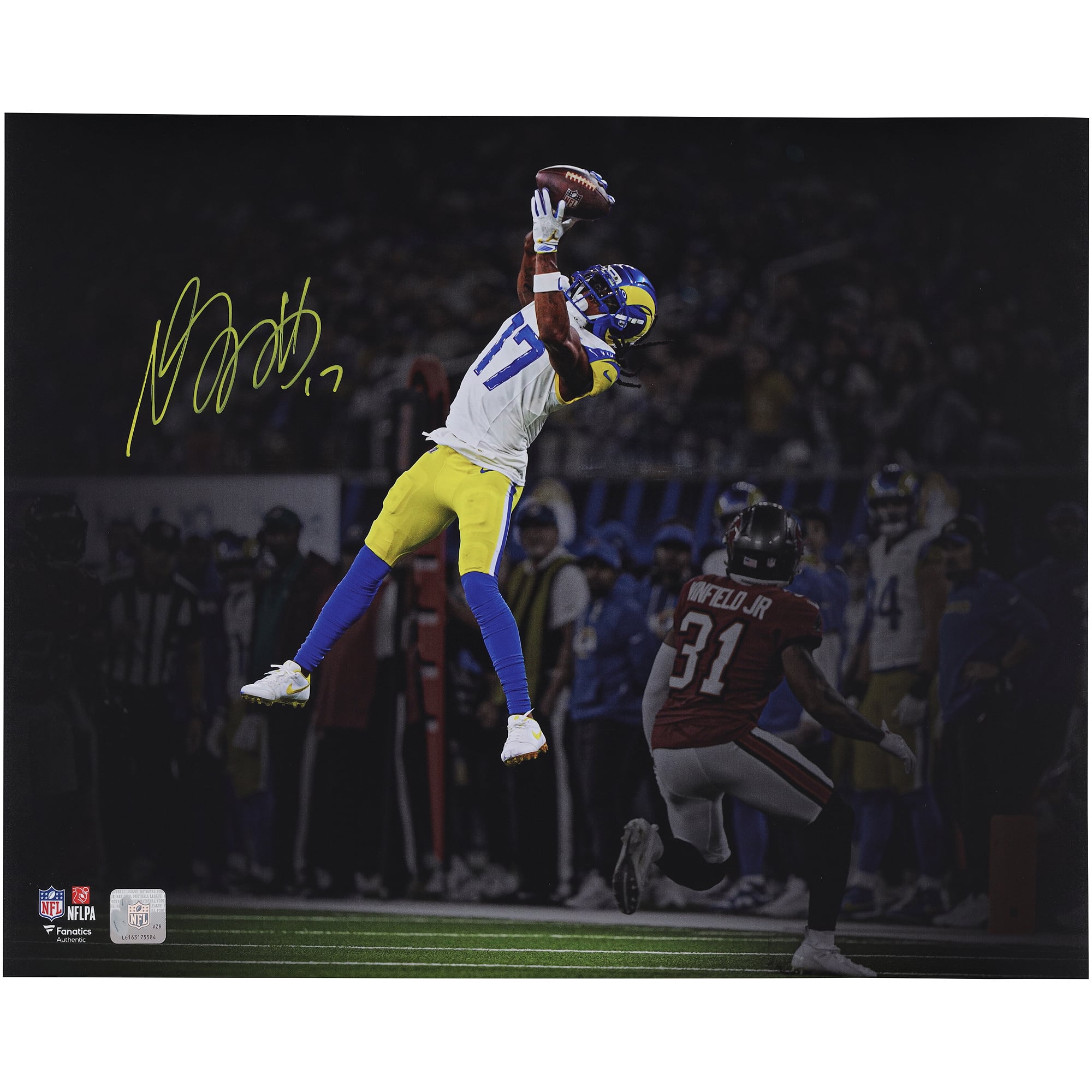 Photo dédicacée de Davante Adams (Los Angeles Rams) - 40,6 x 50,8 cm (16 x 20 pouces) - En pleine action