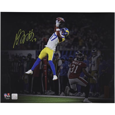 Davante Adams Los Angeles Rams Autographed Fanatics Authentic 16" x 20" Leaping Catch Spotlight Photograph