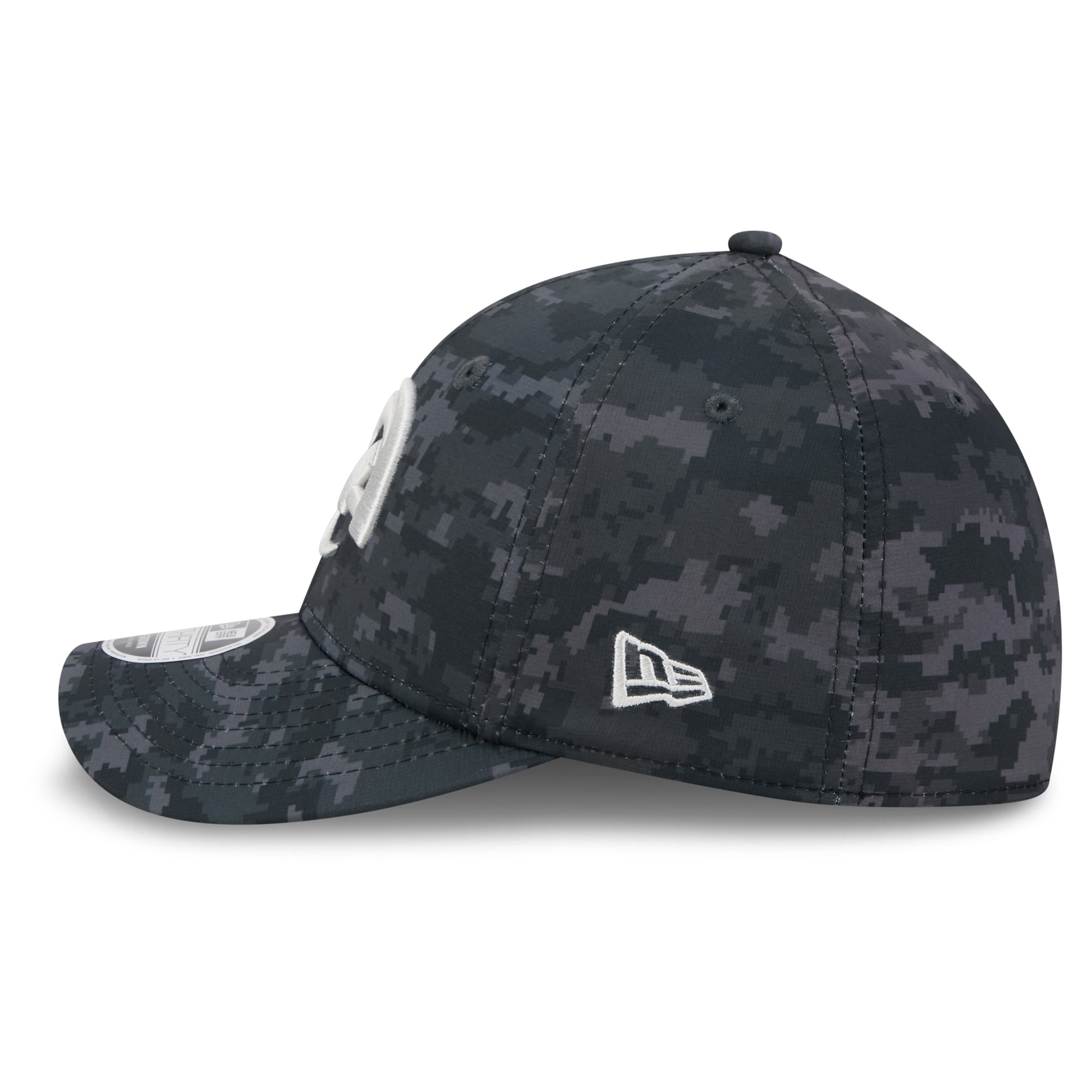 Casquette extensible New Era noire Los Angeles Rams 2026 Salute To Service 39THIRTY M-Crown pour homme