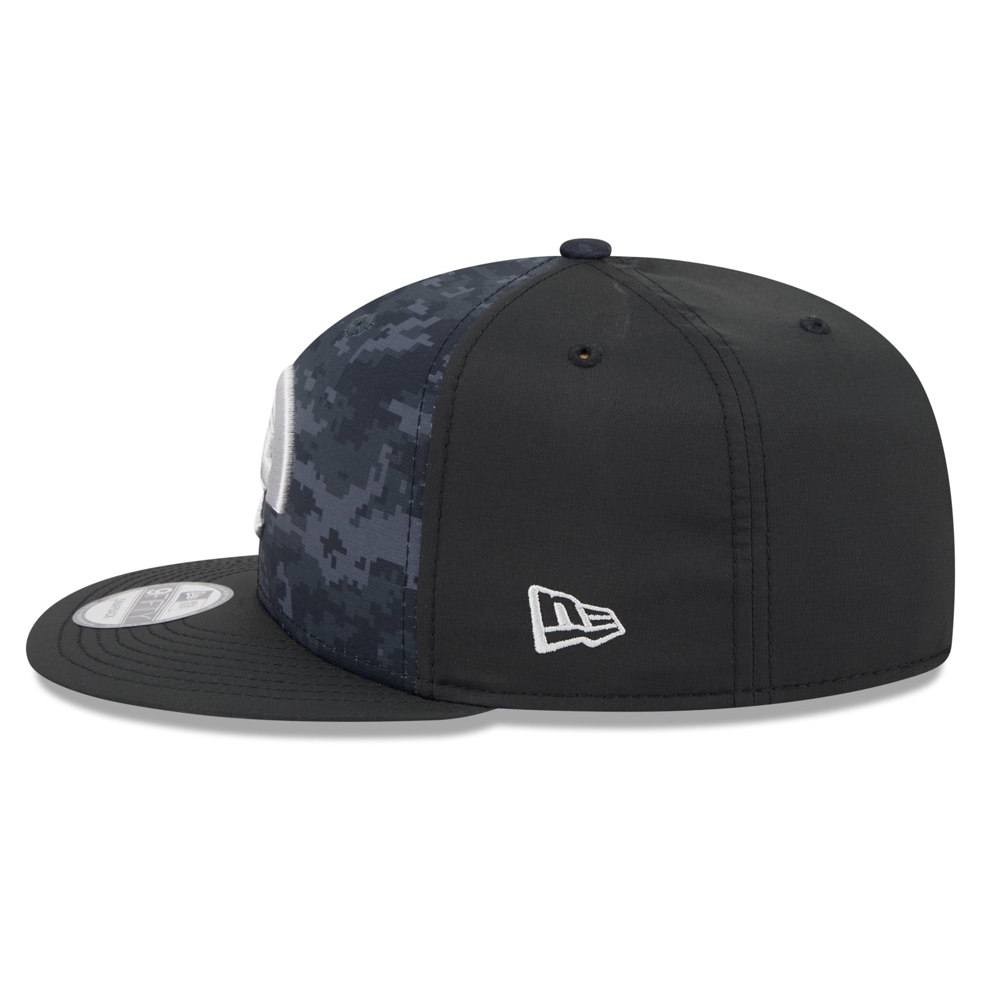 Men's New Era Black Los Angeles Rams 2026 Salute To Service 9FIFTY Snapback Hat