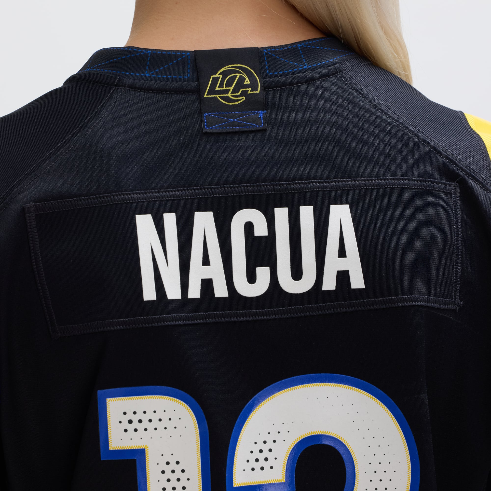 Maillot de match Nike Puka Nacua bleu foncé la collection Rivalries des Los Angeles Rams pour femmes