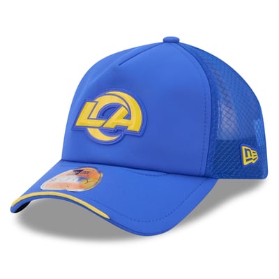 Los Angeles Rams New Era Youth 2026 Sideline Apex 9FORTY Adjustable Trucker Hat - Royal