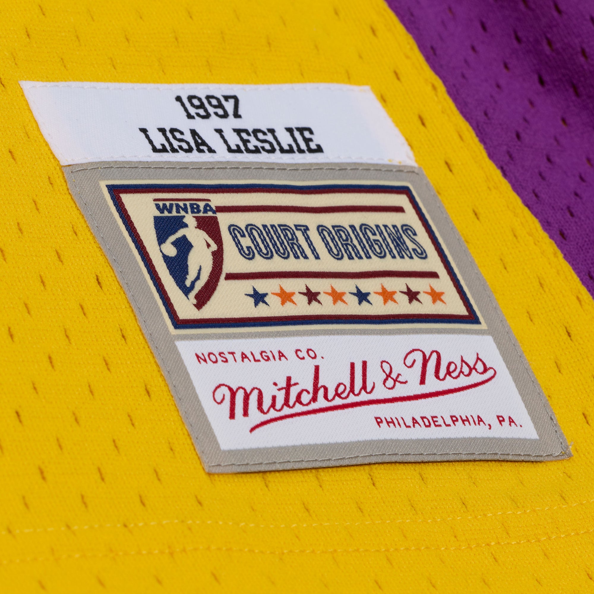 Unisex Mitchell & Ness Lisa Leslie Gold Los Angeles Sparks 1997 Swingman Jersey - Court Origins