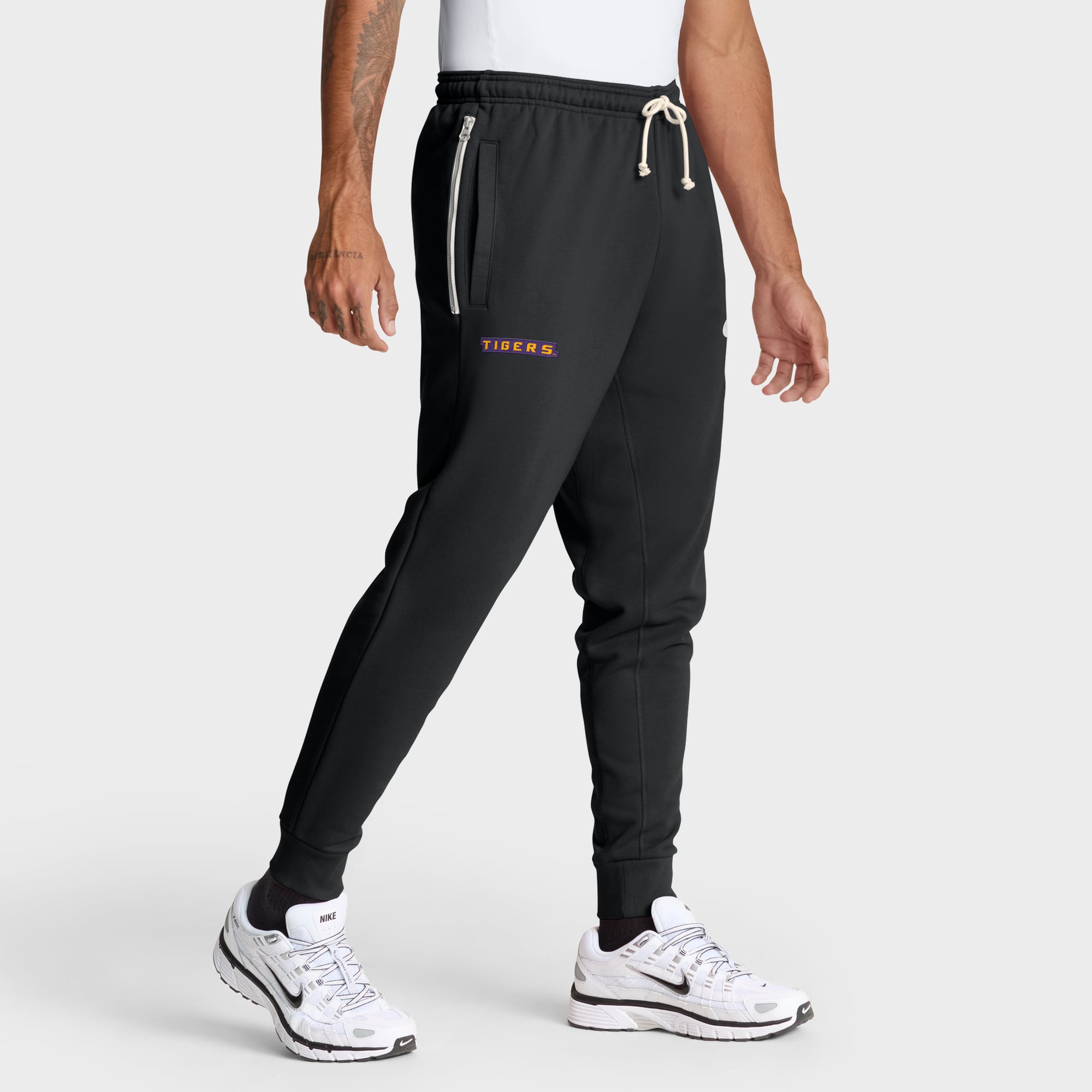Men's Nike Black LSU Tigers Sideline Standard Issue Dri-FIT Taper Pants