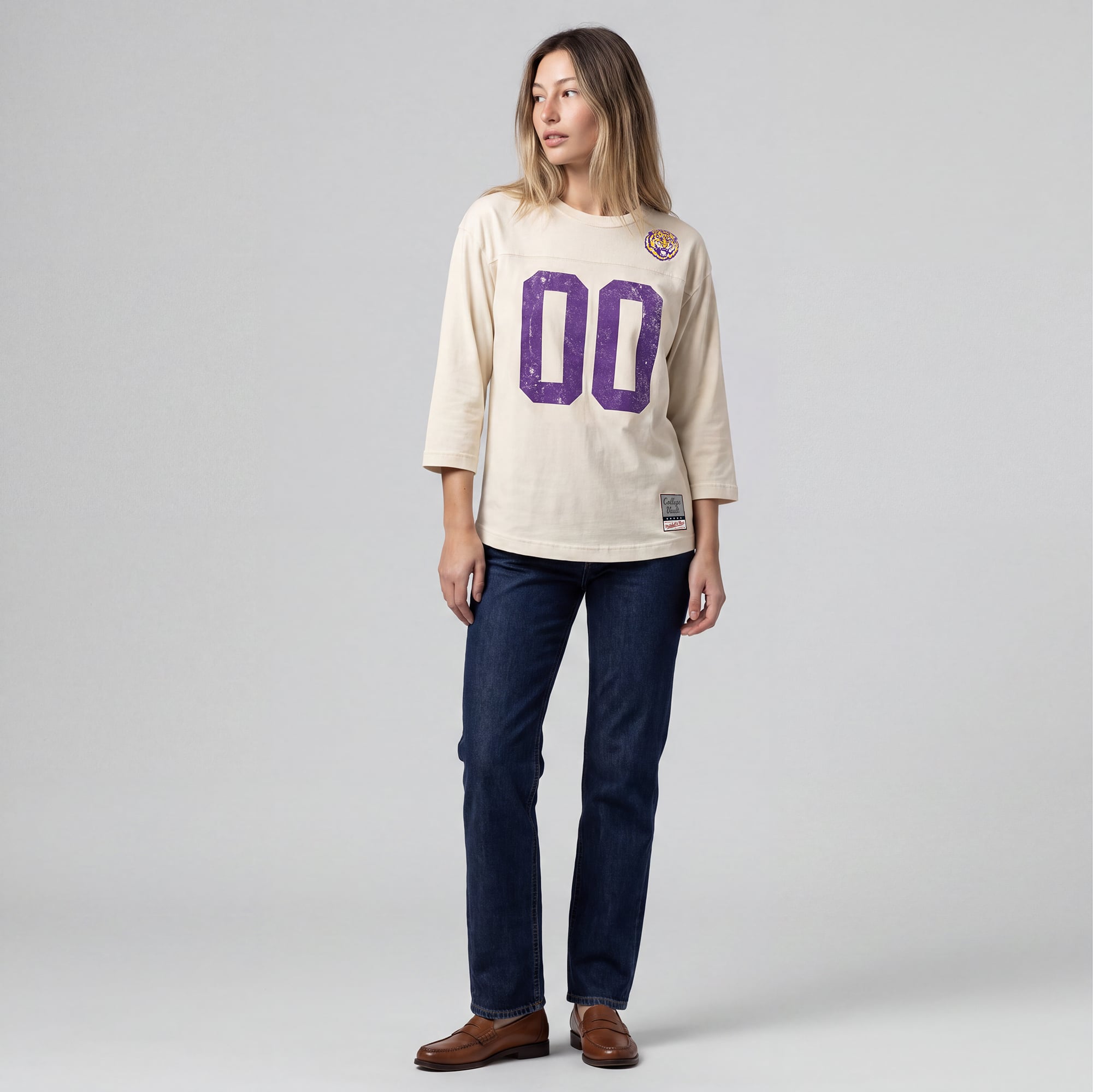 T-shirt oversize à manches 3/4 Mitchell & Ness crème pour femme, modèle LSU Tigers Retro Roots