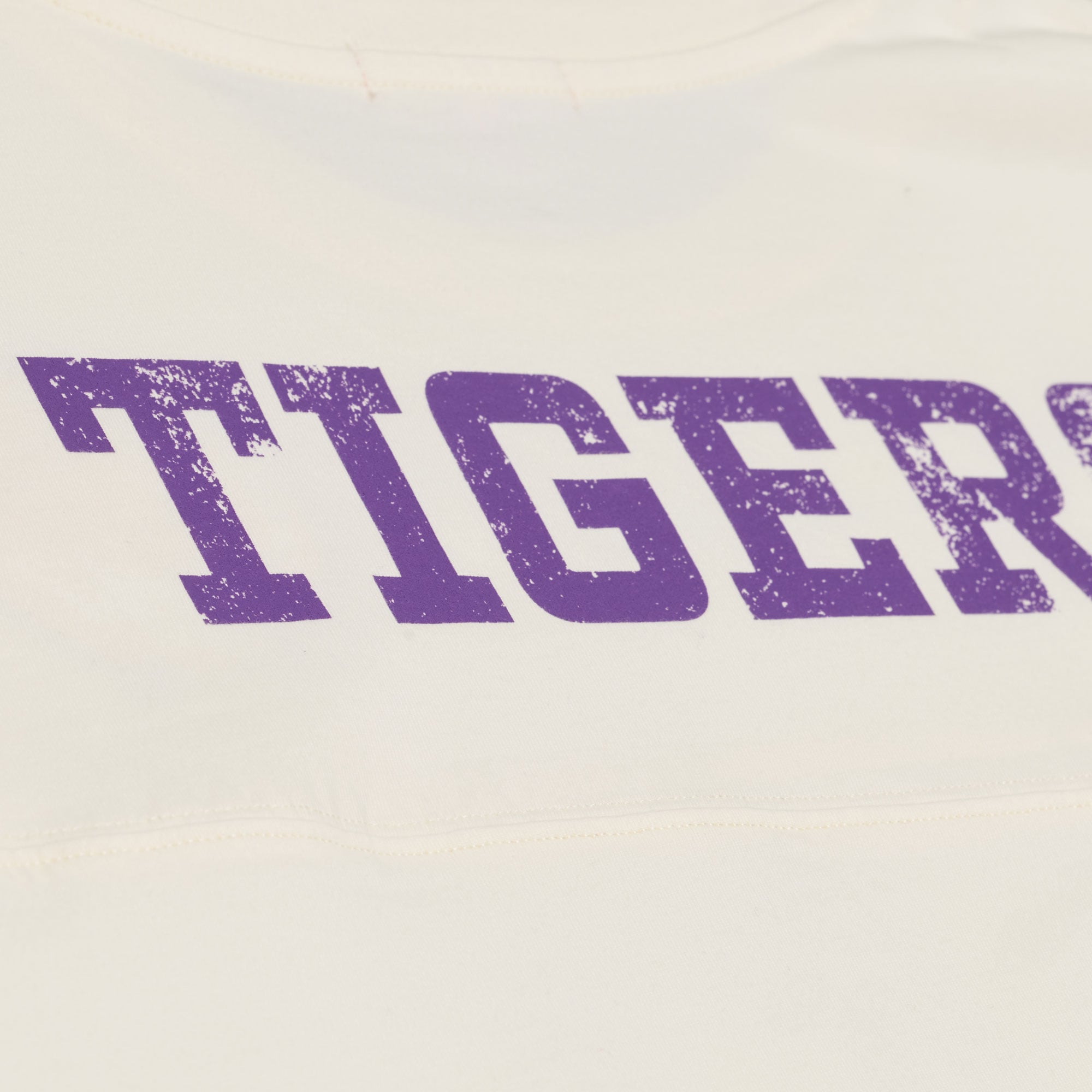 T-shirt oversize à manches 3/4 Mitchell & Ness crème pour femme, modèle LSU Tigers Retro Roots