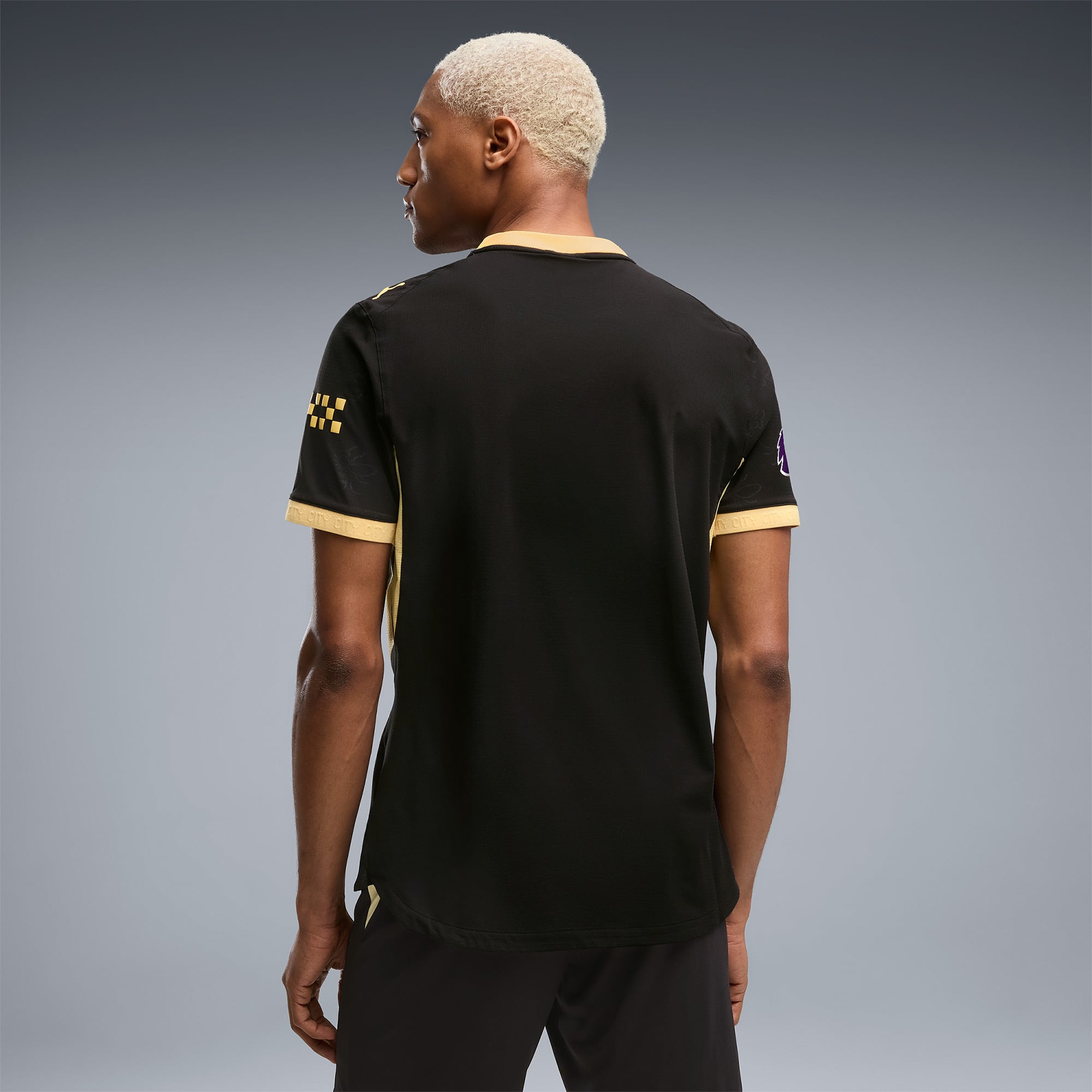 Maillot domicile authentique Puma bleu clair Manchester City 2026/27 pour homme