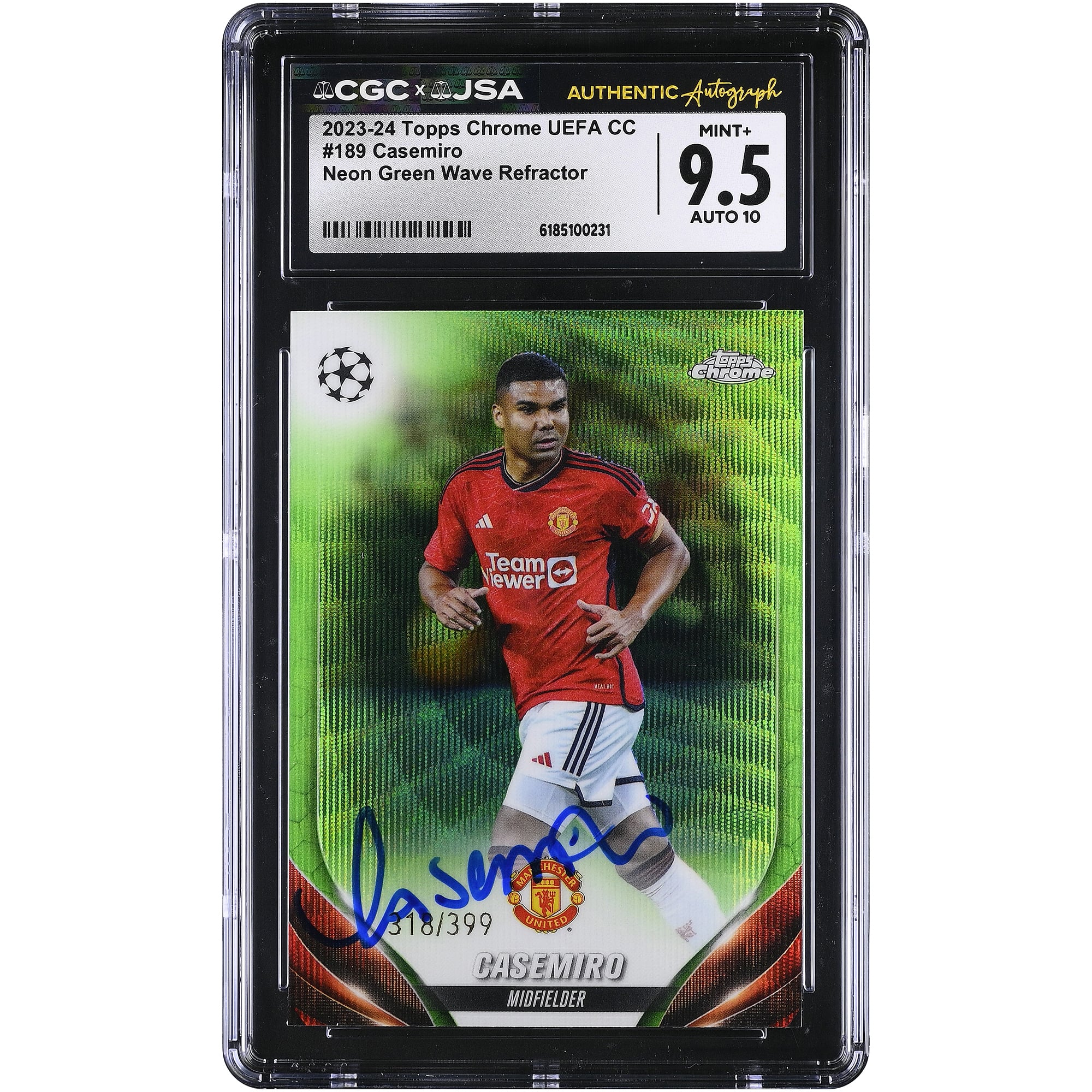 Carte autographiée de Carlos Casemiro (Manchester United) 2023-24 Topps Chrome UEFA CC Neon Green Wave Refractor n° 189/399, authentifiée CGC 9,5/10