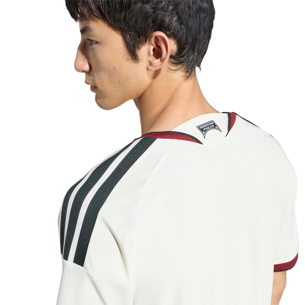 Manchester United adidas Third Authentic Shirt 2026-27