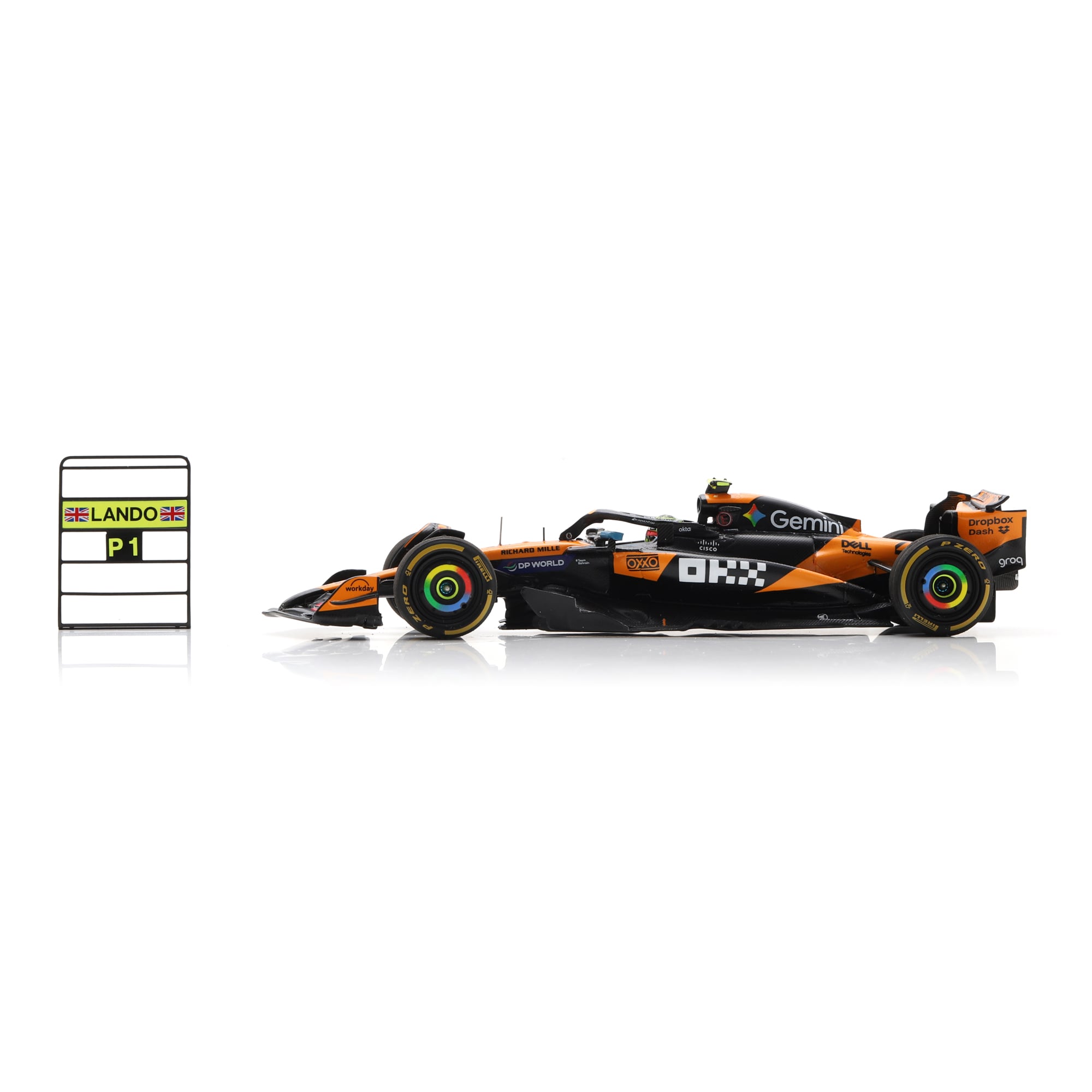 Voiture miniature Spark Models Formule 1 McLaren F1 Team à l'échelle 1/43