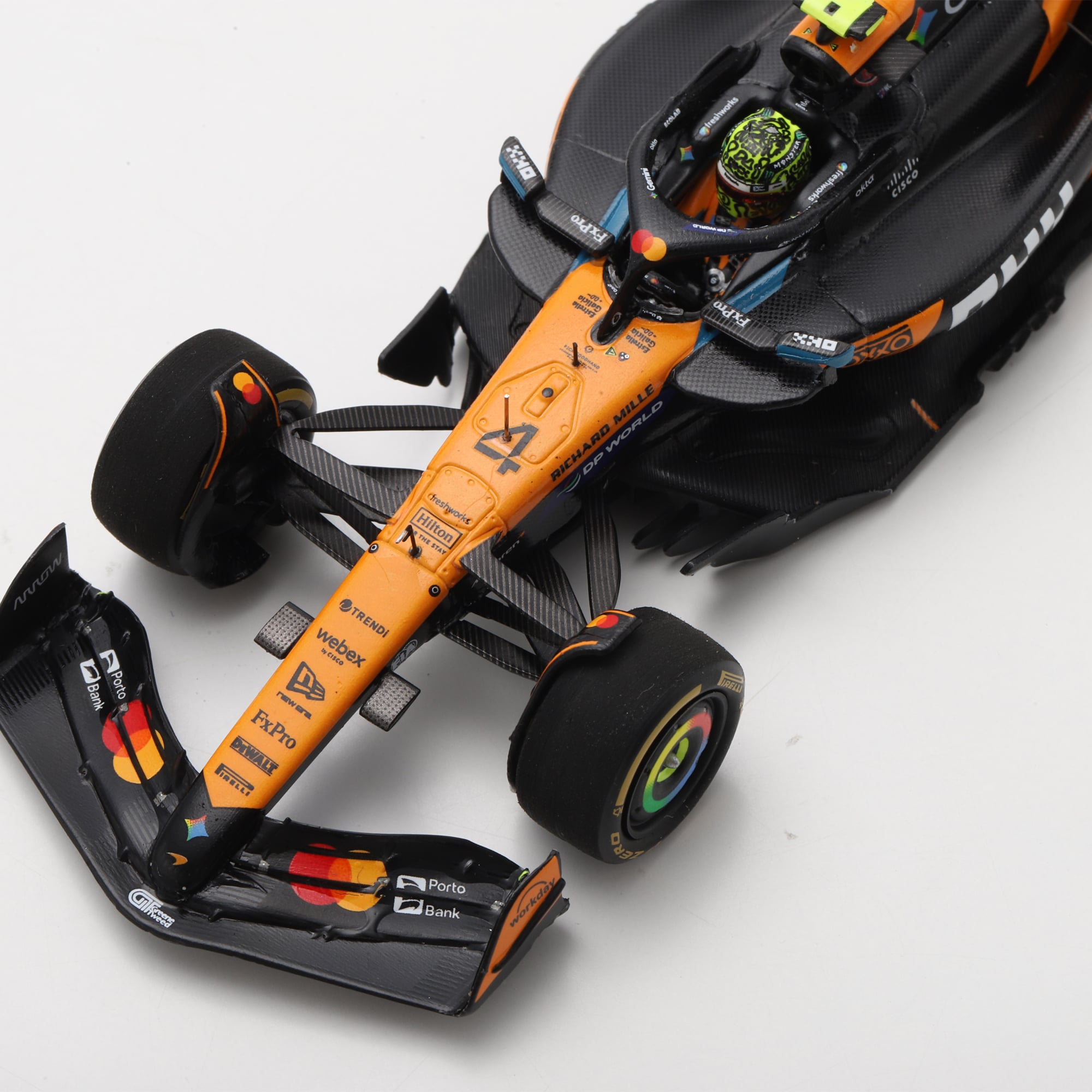Voiture miniature Spark Models Formule 1 McLaren F1 Team à l'échelle 1/43