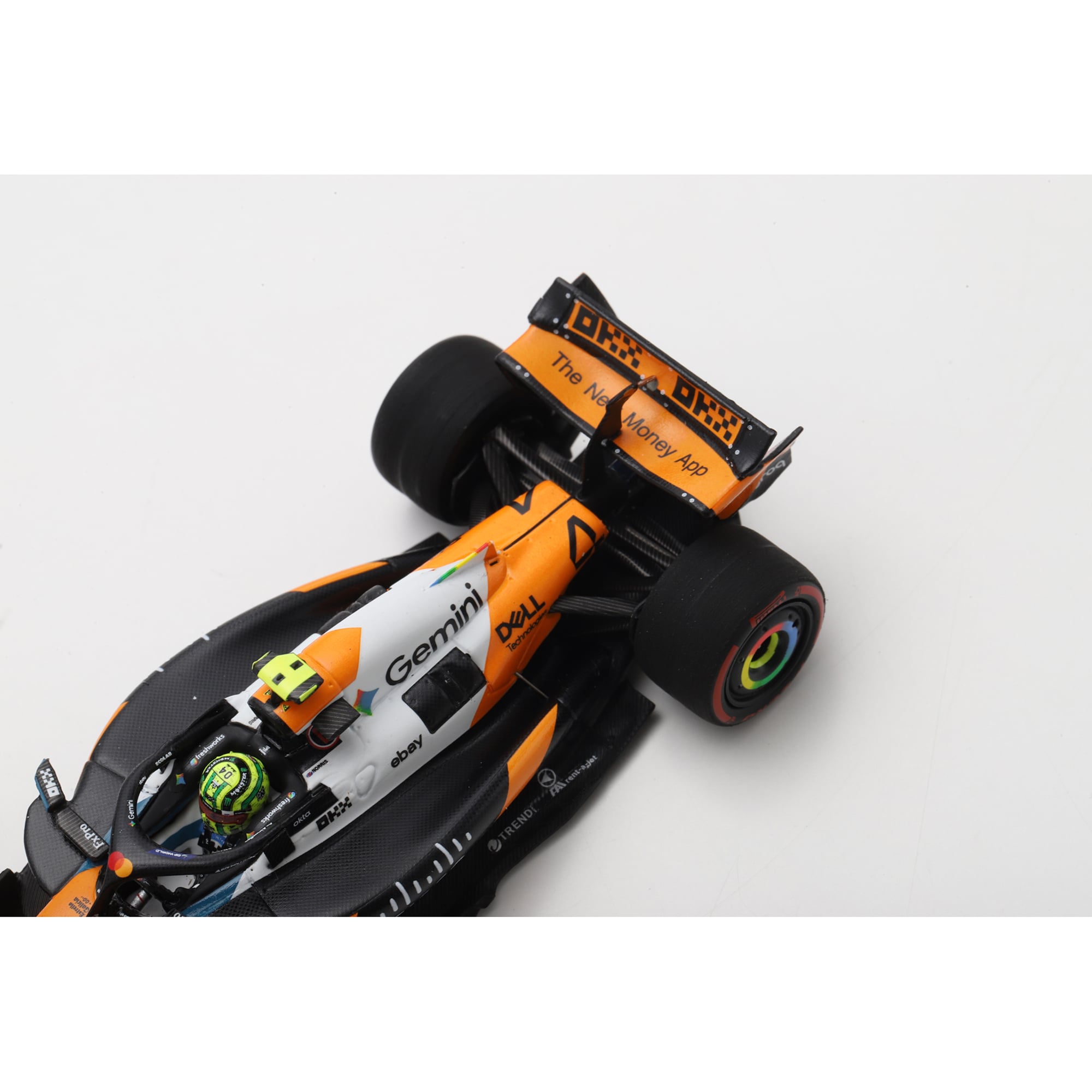 Voiture miniature Spark Models McLaren F1 Team 2025 Austin Grand Prix, n° 4, à l'échelle 1:43.