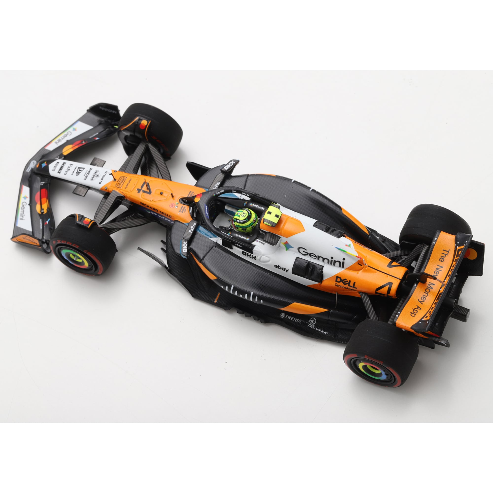 Voiture miniature Spark Models McLaren F1 Team 2025 Austin Grand Prix, n° 4, à l'échelle 1:43.