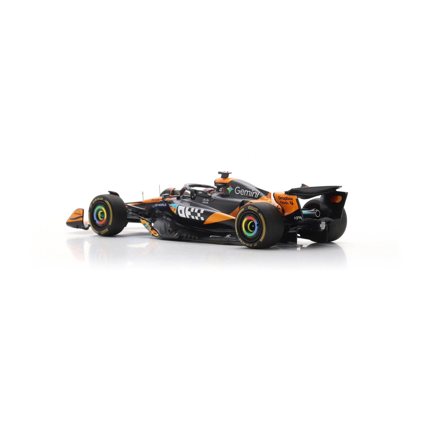 Spark Models Oscar Piastri McLaren F1 Team 2025 Abu Dhabi GP #81 1:43 Scale Die-Cast Car