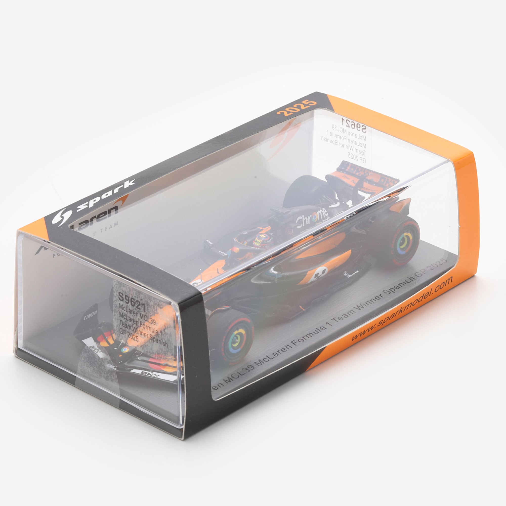 Spark Models Oscar Piastri McLaren F1 Team 2025 Spanish GP Winner #81 1:43 Scale Die-Cast Car