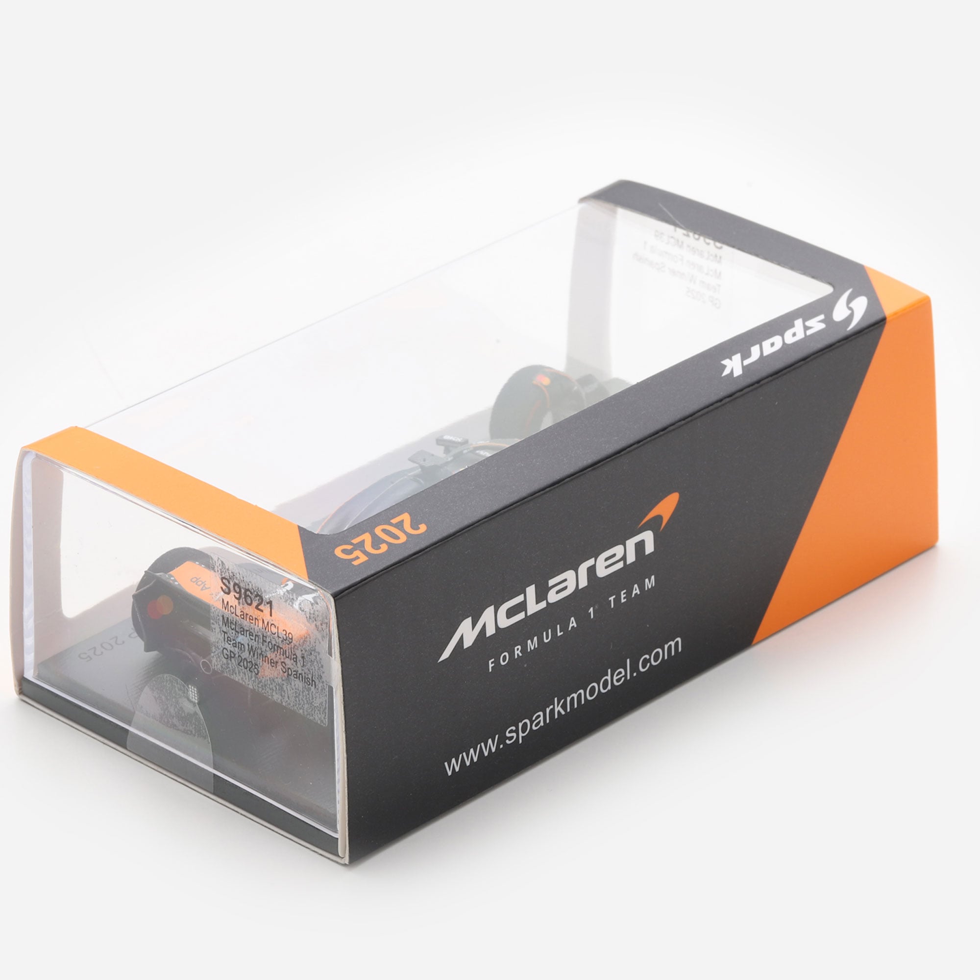 Spark Models Oscar Piastri McLaren F1 Team 2025 Spanish GP Winner #81 1:43 Scale Die-Cast Car