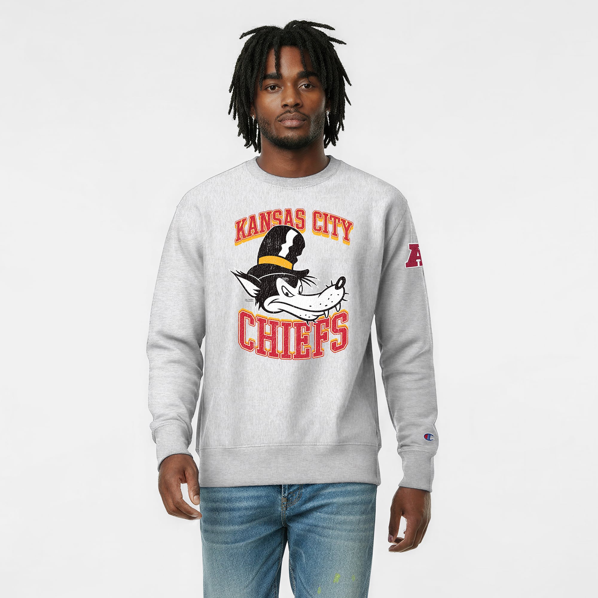 Men's Disney x Champion Heather Gray Kansas City Chiefs Big Bad Wolf Reverse Weave Sweatshirt