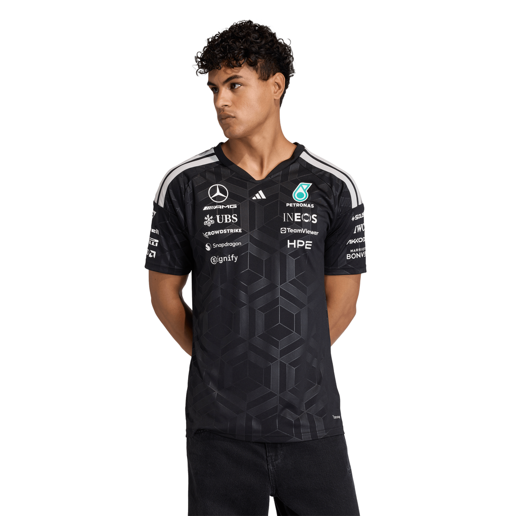 メルセデスAMG・ペトロナス・アディダス F1 2026 チーム ドライバー T