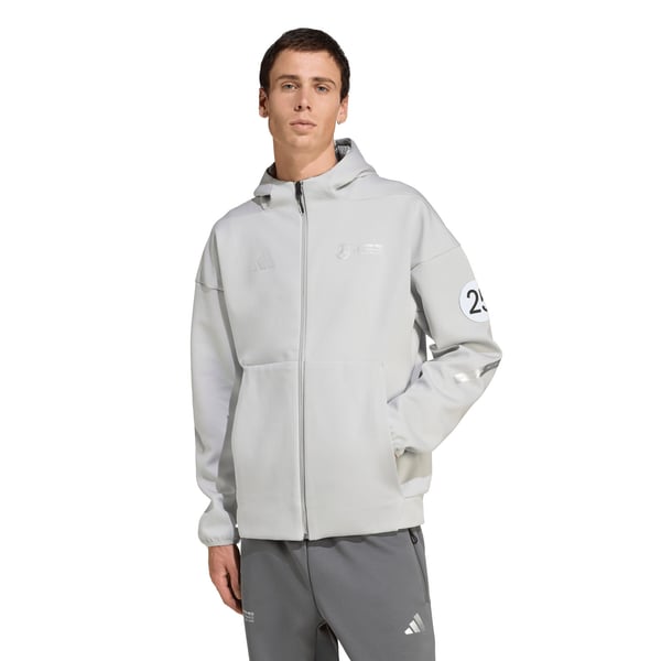 mercedes-amg-petronas-adidas- 