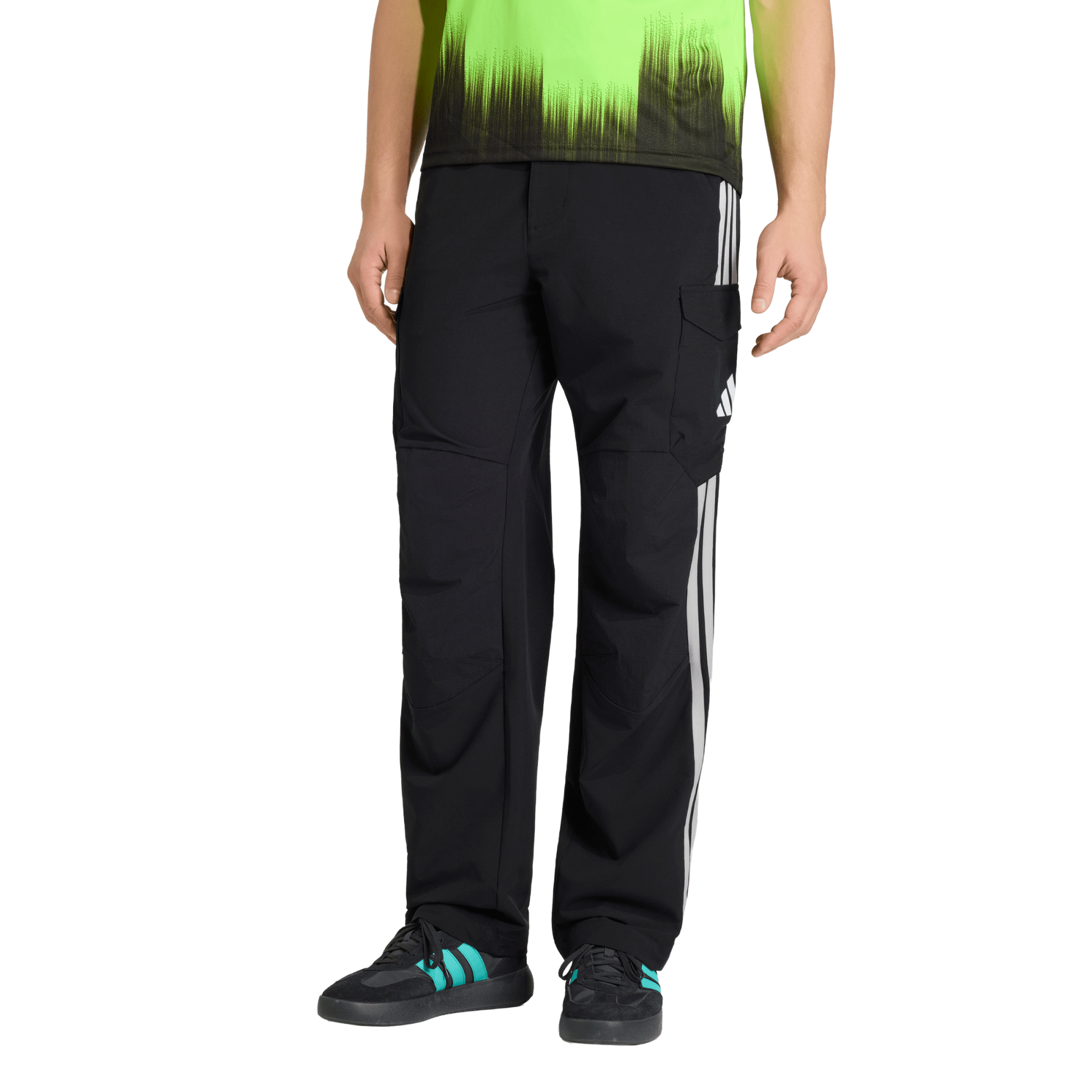 mercedes-amg-petronas-adidas- 