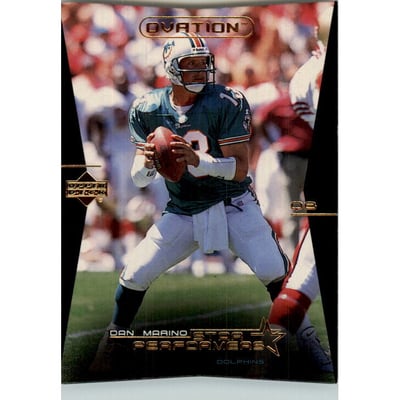 1999 Upper Deck Ovation Star Performers #SP4 Dan Marino