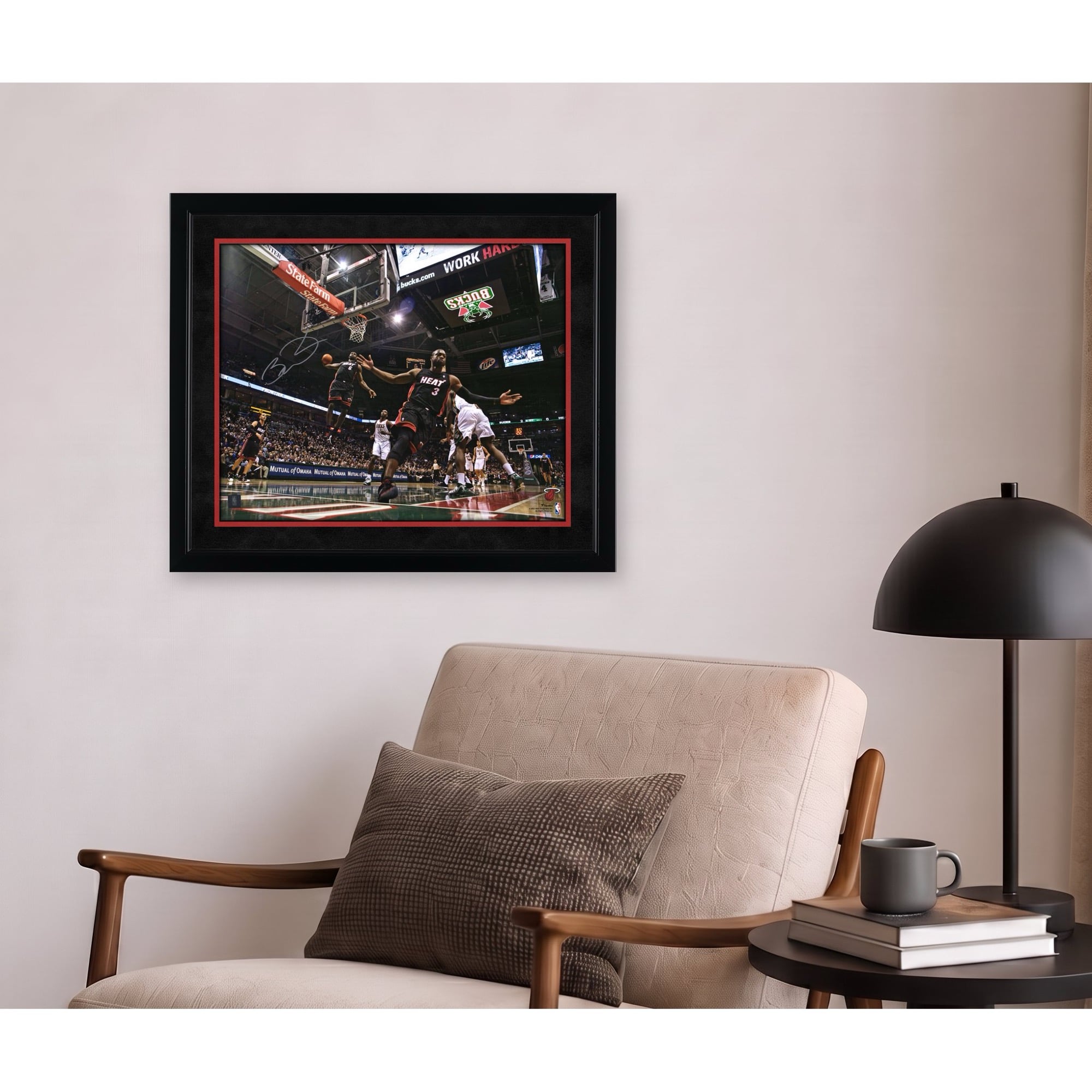 Dwyane Wade Miami Heat Autographed 16'' x 20'' Alley-Oop to Lebron James Photograph