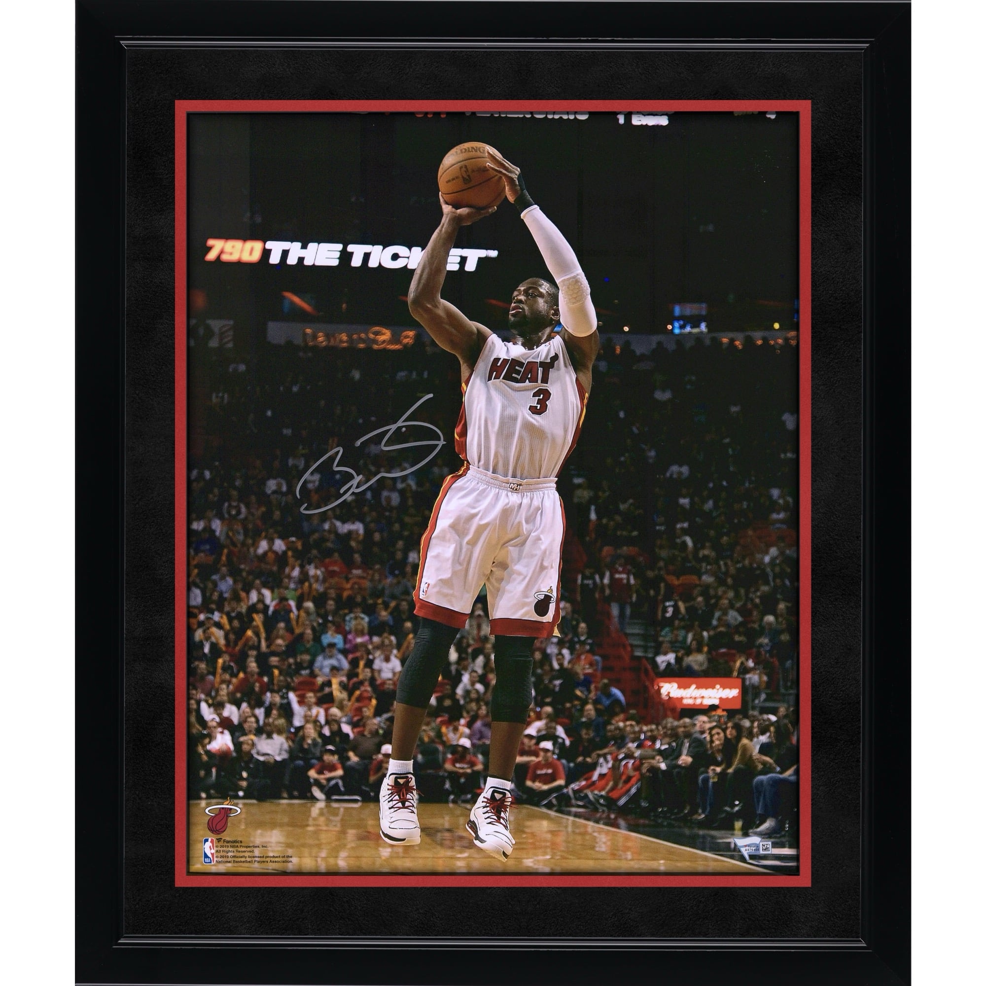 Dwyane Wade Miami Heat Autographed 16" x 20" Shooting in White Photograph