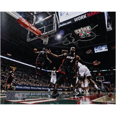 Dwyane Wade Miami Heat Autographed Fanatics Authentic 8" x 10" Alley-Oop Photograph