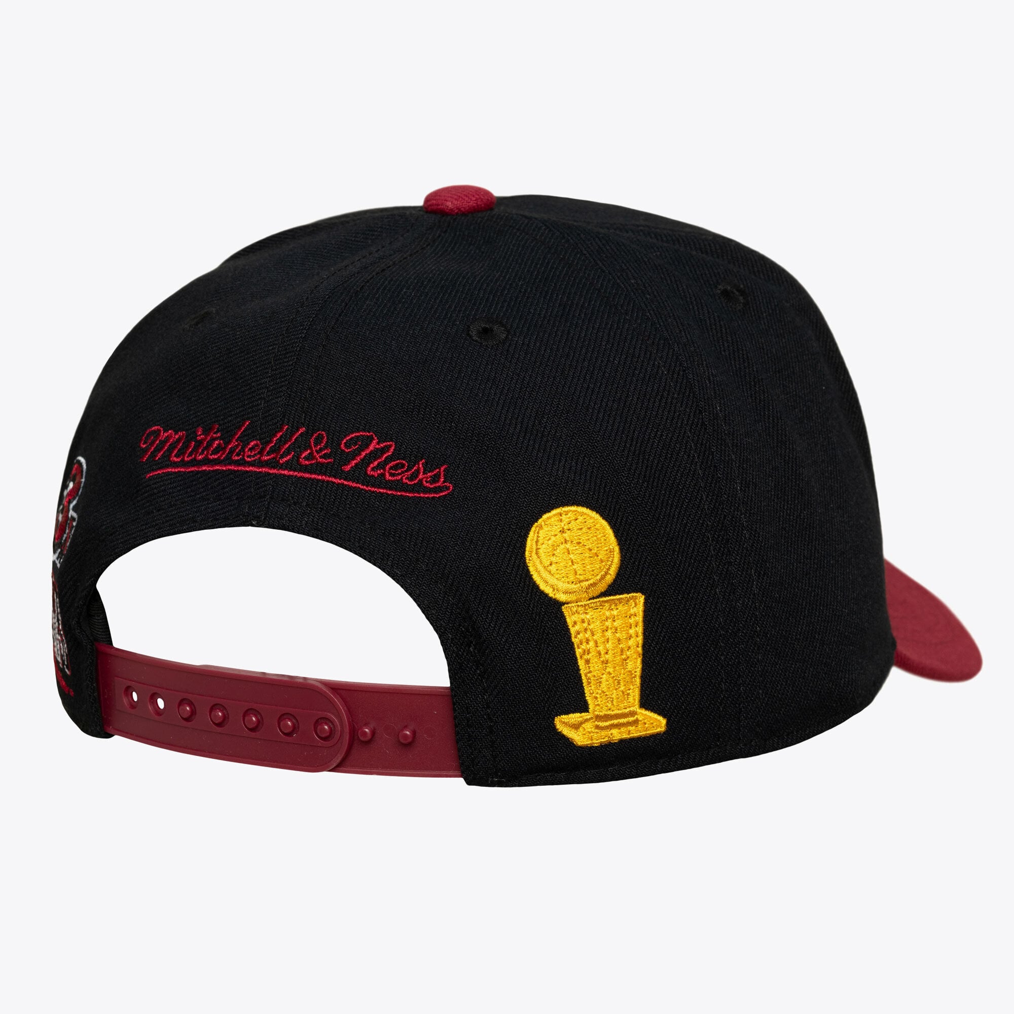 Men's Mitchell & Ness Black Miami Heat True Legacy Pro Snapback Hat