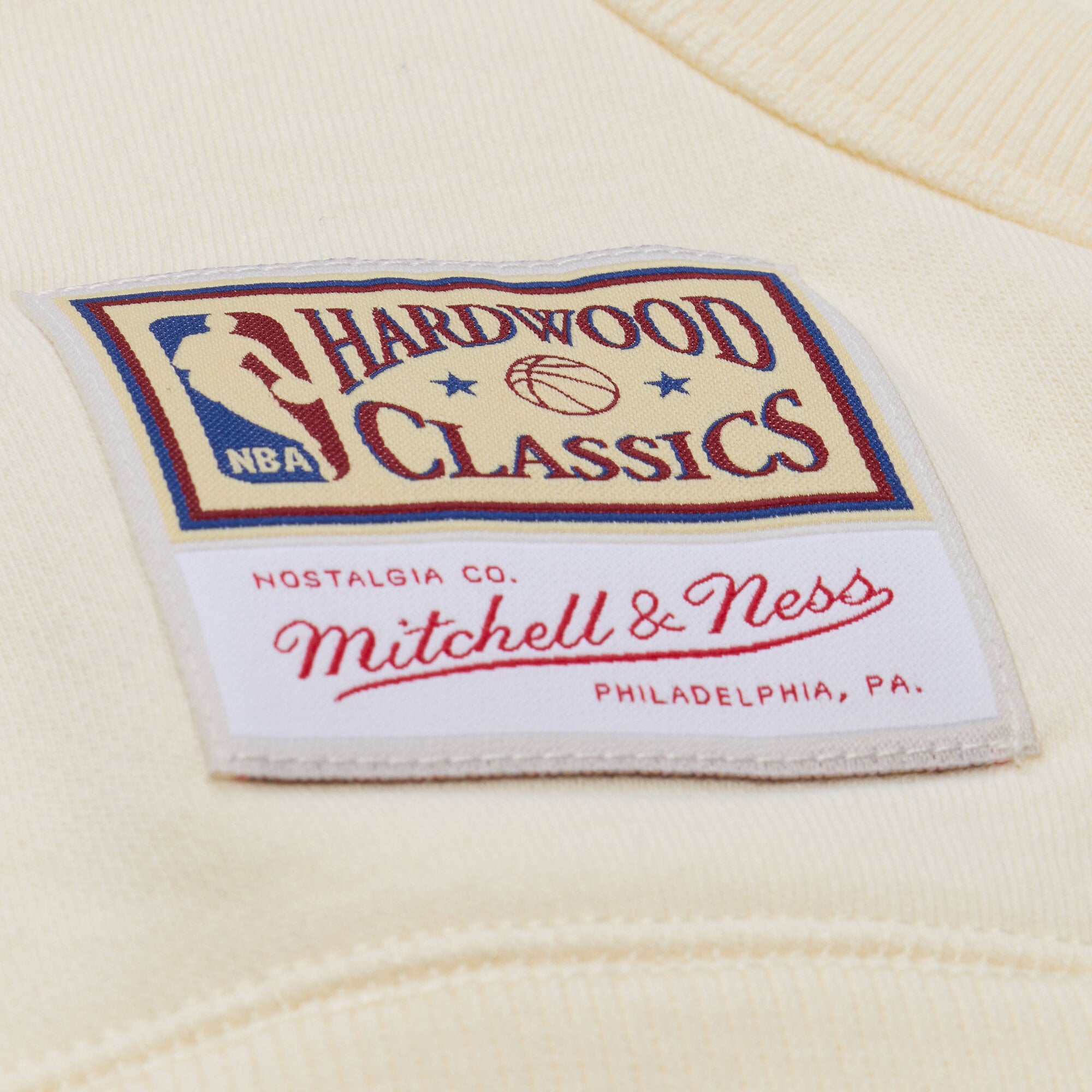 Sweat à capuche en polaire crème Mitchell & Ness Miami Heat pour homme