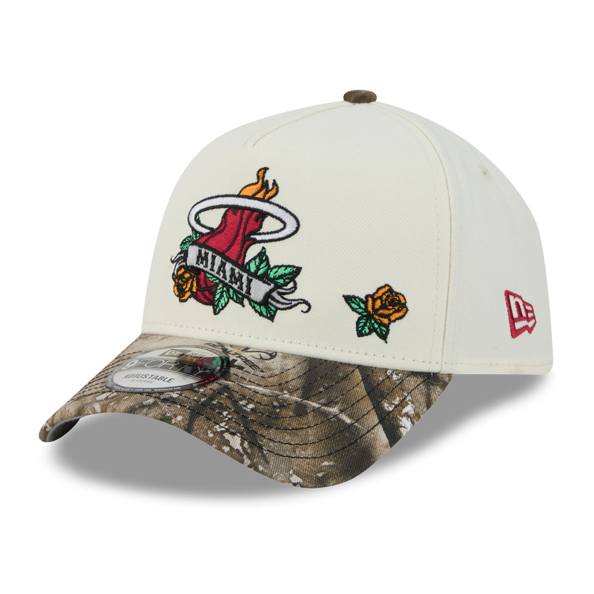 Casquette ajustable New Era 9FORTY A-Frame crème/camouflage Miami Heat Rose Banner pour homme