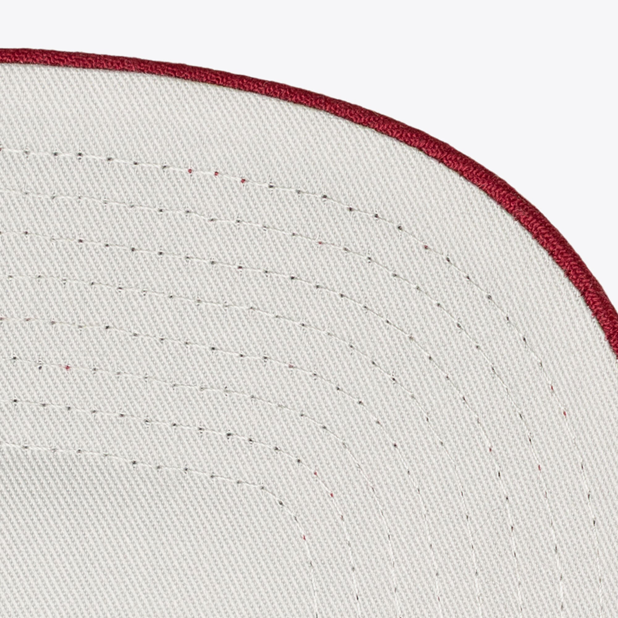 Casquette unisexe Mitchell & Ness crème Miami Heat Team Pro ajustable